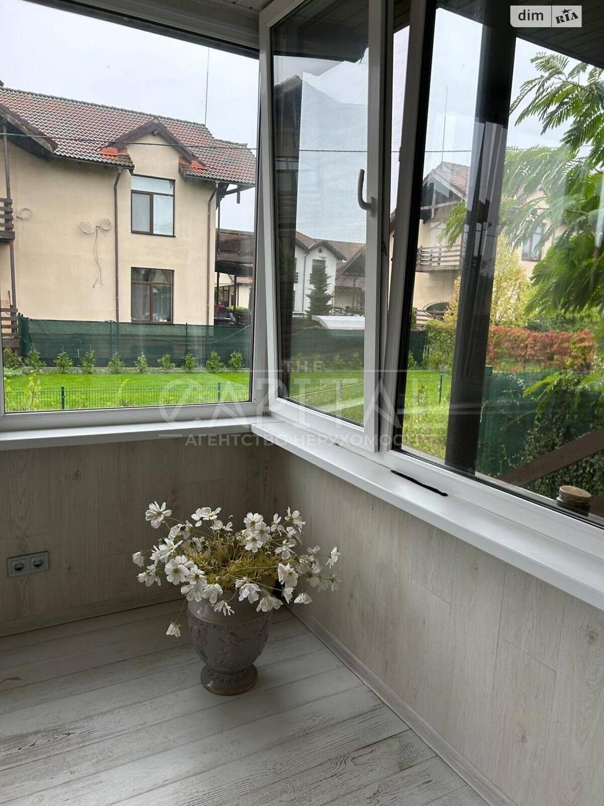 двоповерховий таунхаус, 270 кв. м, цегла. Здається помісячно в Крюківщині фото 1