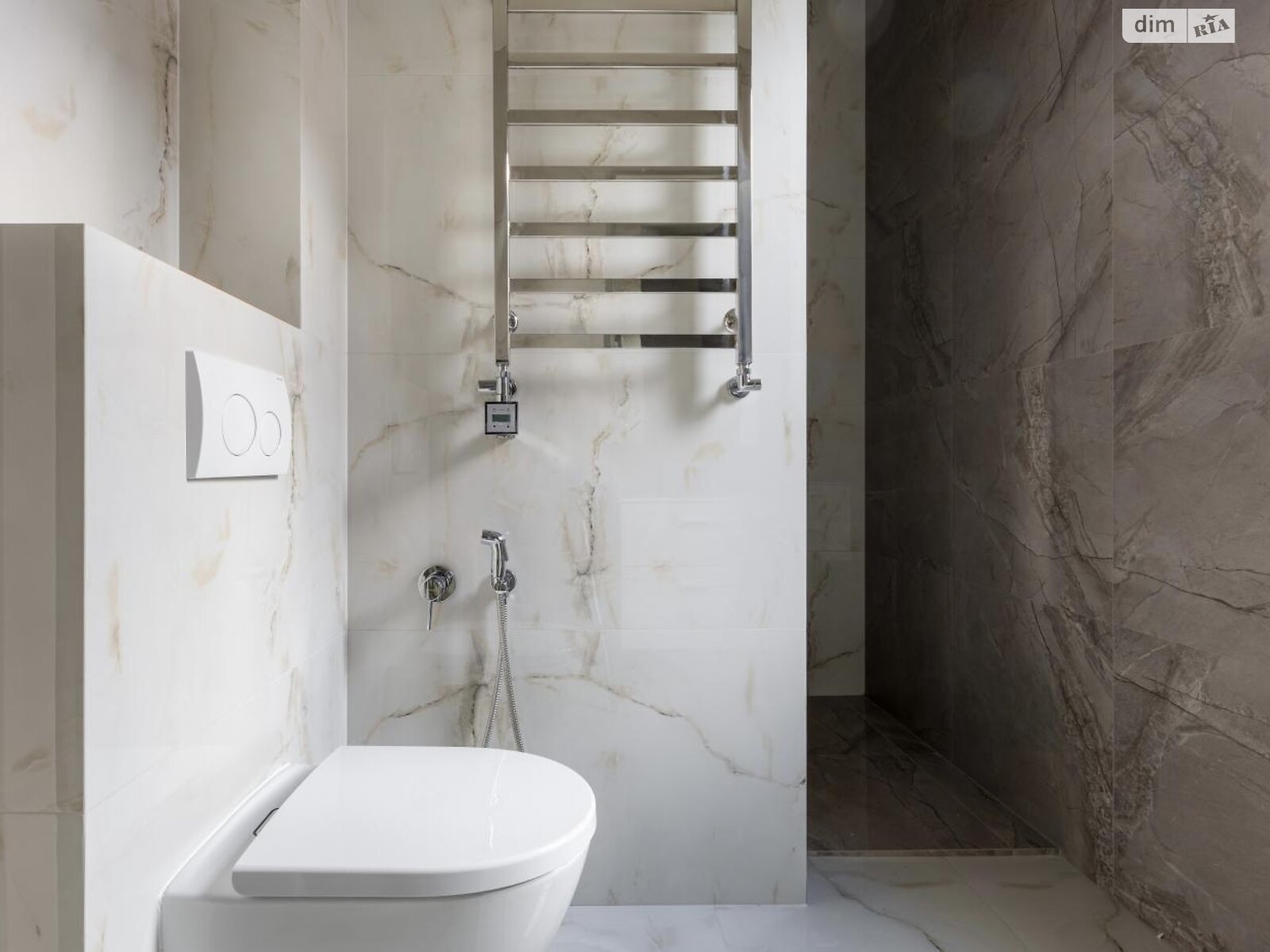 трехэтажный таунхаус, 180 кв. м, кирпич. Сдается помесячно в Львове, в районе Франковский фото 1 трехэтажный таунхаус, 180 кв. м, кирпич. Сдается помесячно в Львове, в районе Франковский фото 1