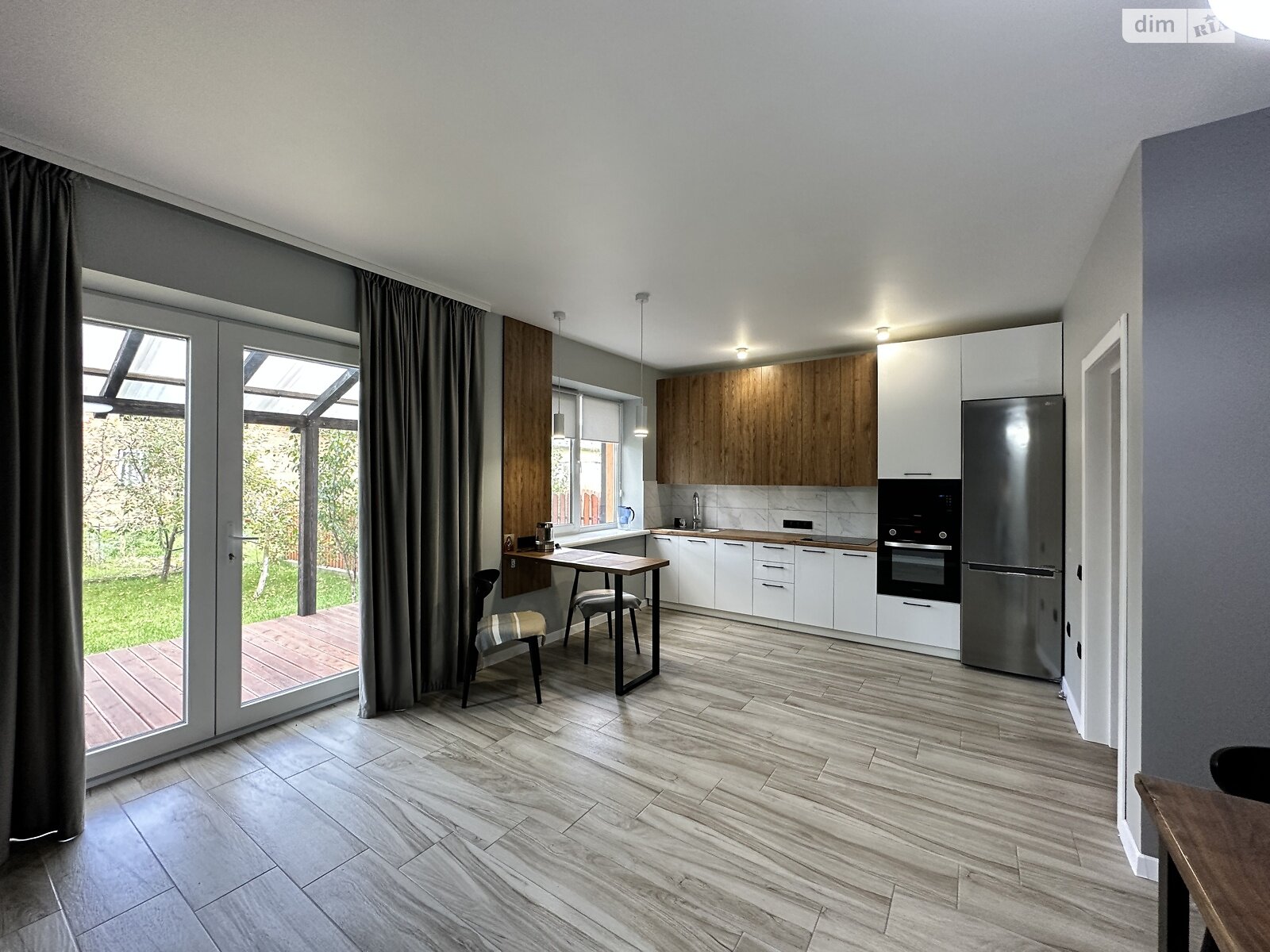 двухэтажный таунхаус, 100 кв. м, кирпич. Сдается помесячно в Никитинцах фото 1 двухэтажный таунхаус, 100 кв. м, кирпич. Сдается помесячно в Никитинцах фото 1