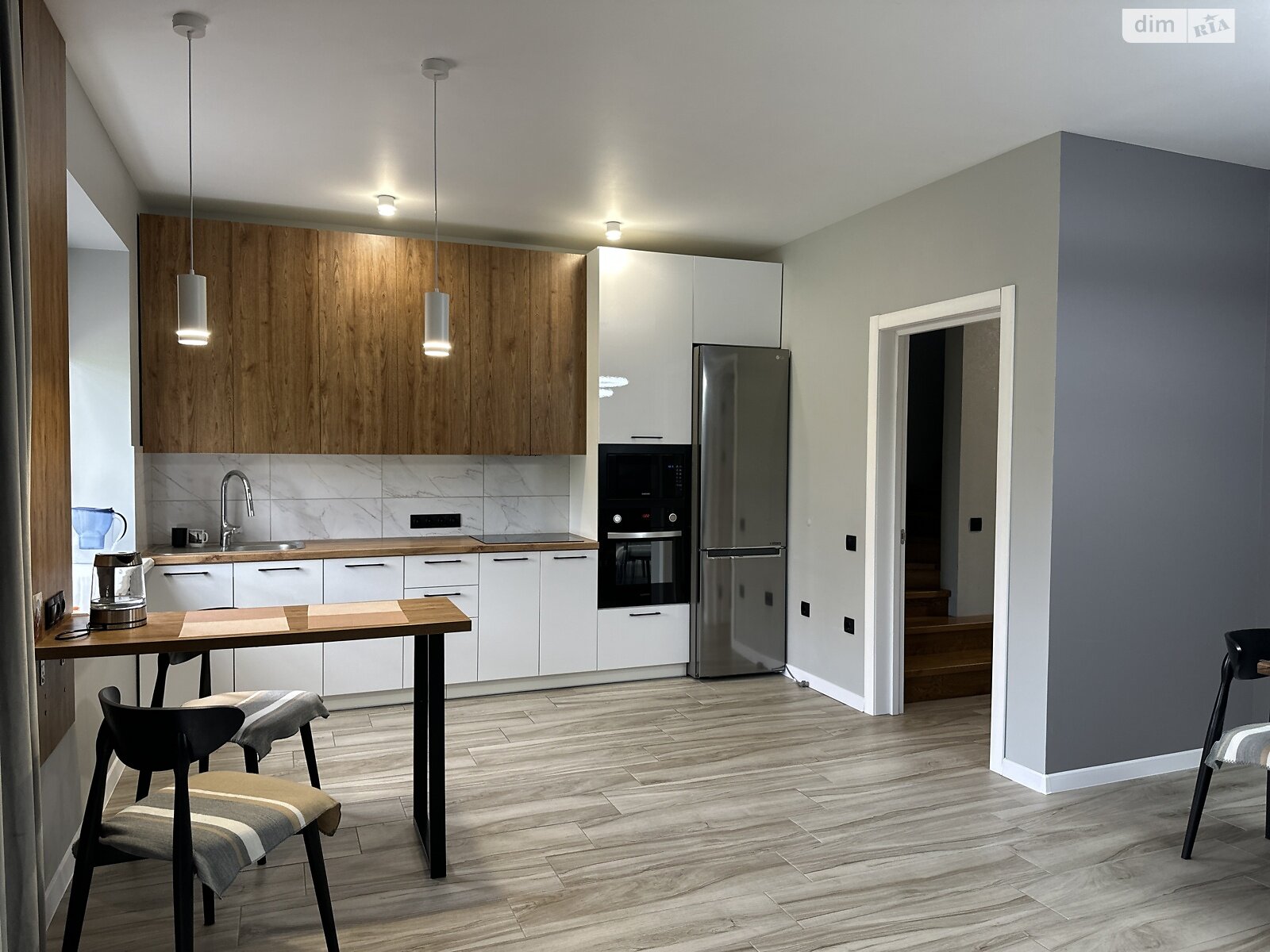 двухэтажный таунхаус, 100 кв. м, кирпич. Сдается помесячно в Никитинцах фото 1 двухэтажный таунхаус, 100 кв. м, кирпич. Сдается помесячно в Никитинцах фото 1