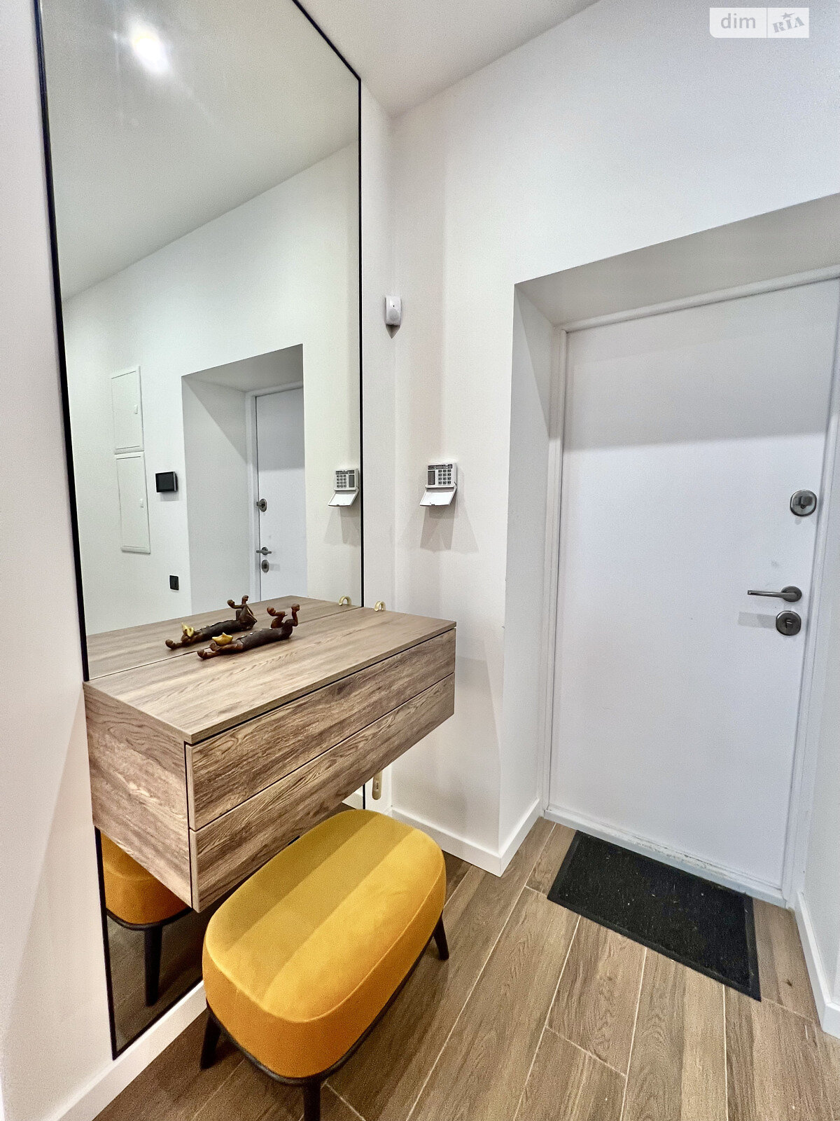 двухэтажный таунхаус, 97 кв. м, газобетон. Сдается помесячно в Новых Петровцах фото 1 двухэтажный таунхаус, 97 кв. м, газобетон. Сдается помесячно в Новых Петровцах фото 1