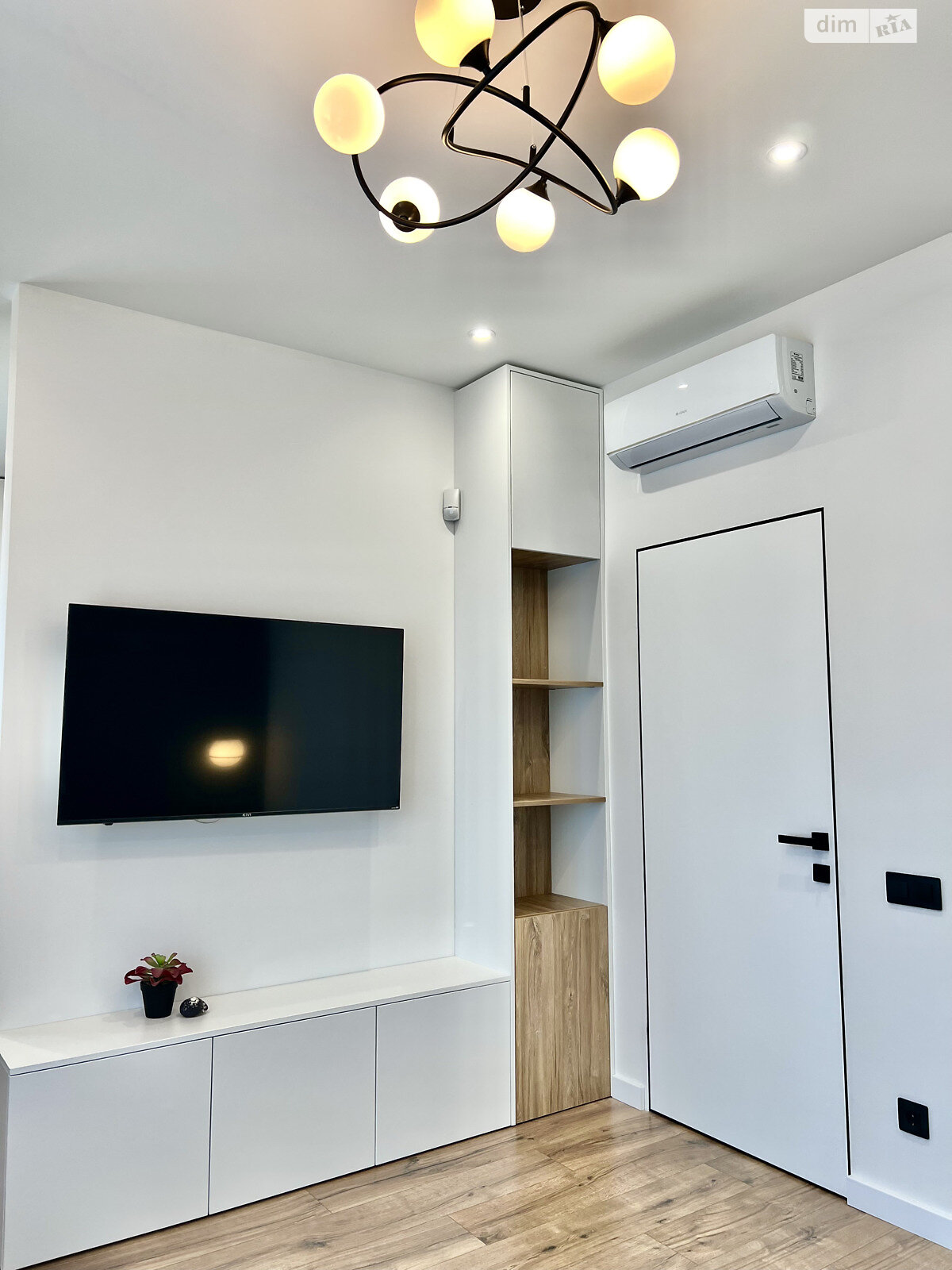 двухэтажный таунхаус, 97 кв. м, газобетон. Сдается помесячно в Новых Петровцах фото 1 двухэтажный таунхаус, 97 кв. м, газобетон. Сдается помесячно в Новых Петровцах фото 1