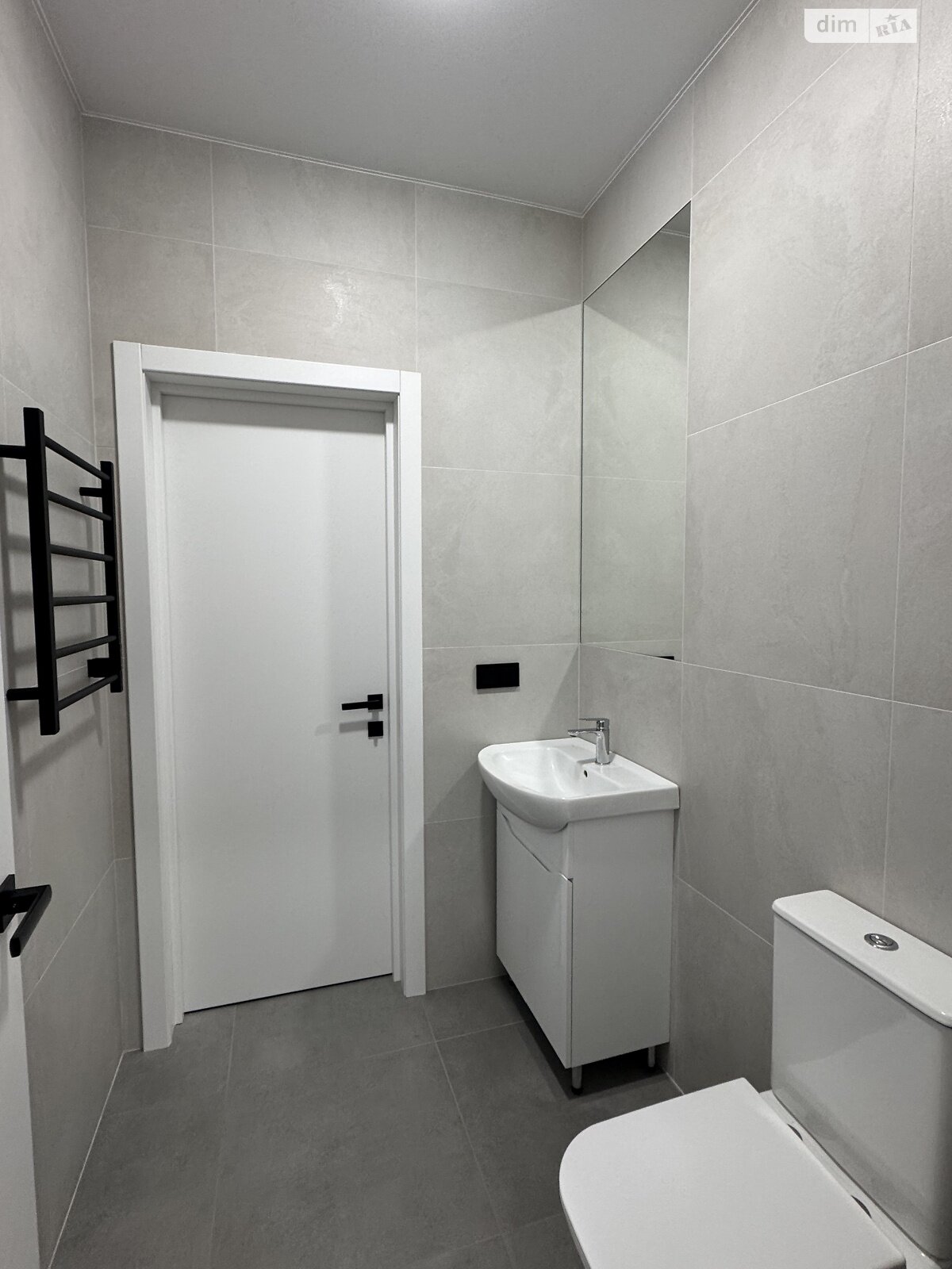 двухэтажный таунхаус, 90 кв. м, кирпич. Сдается помесячно в Новых Петровцах фото 1 двухэтажный таунхаус, 90 кв. м, кирпич. Сдается помесячно в Новых Петровцах фото 1