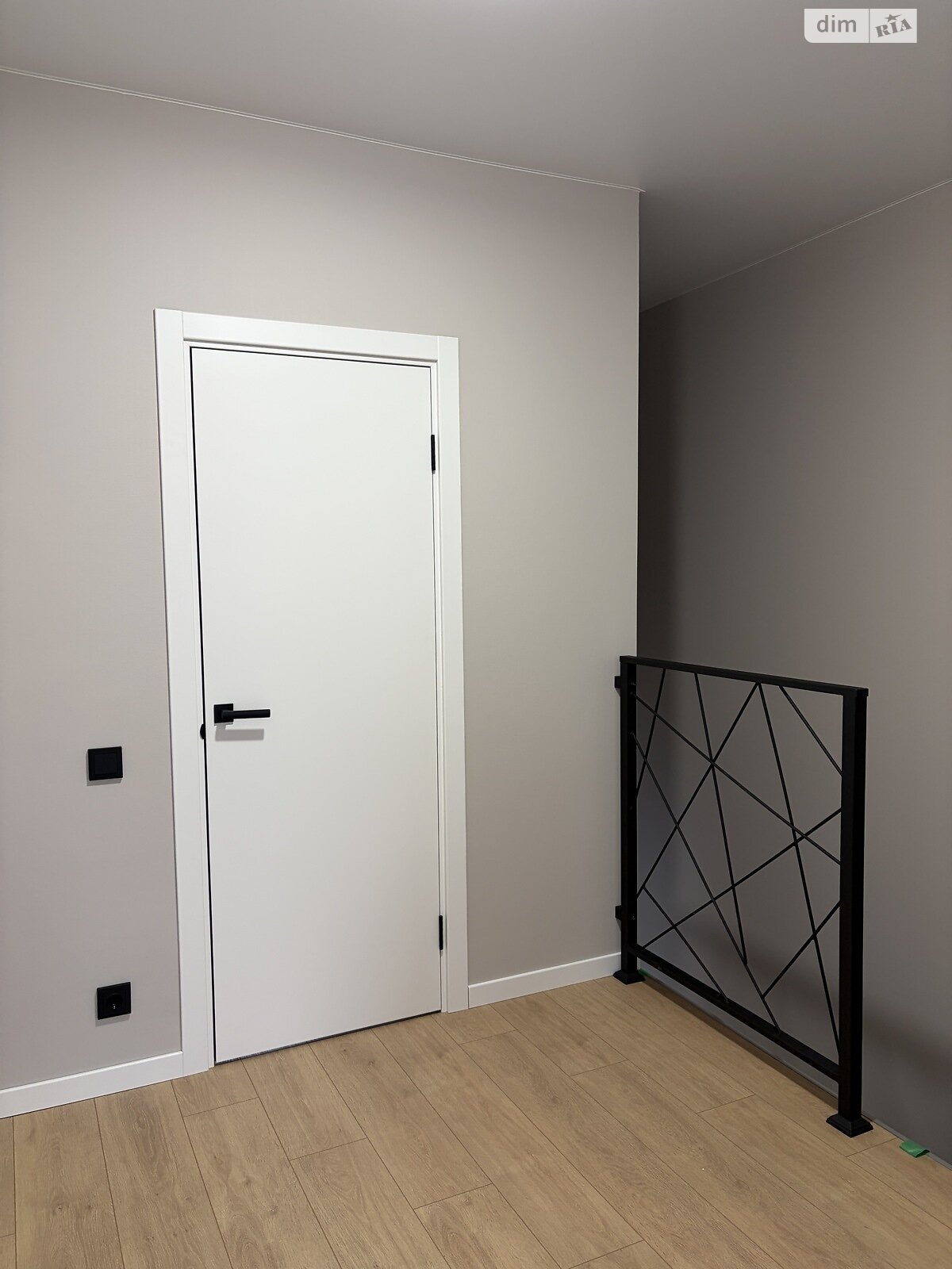 двухэтажный таунхаус, 90 кв. м, кирпич. Сдается помесячно в Новых Петровцах фото 1 двухэтажный таунхаус, 90 кв. м, кирпич. Сдается помесячно в Новых Петровцах фото 1