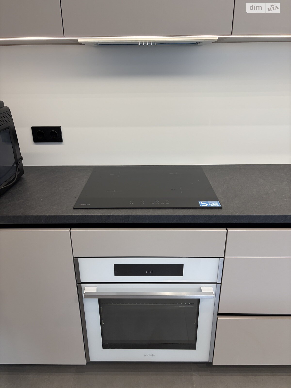 двухэтажный таунхаус, 90 кв. м, кирпич. Сдается помесячно в Новых Петровцах фото 1 двухэтажный таунхаус, 90 кв. м, кирпич. Сдается помесячно в Новых Петровцах фото 1