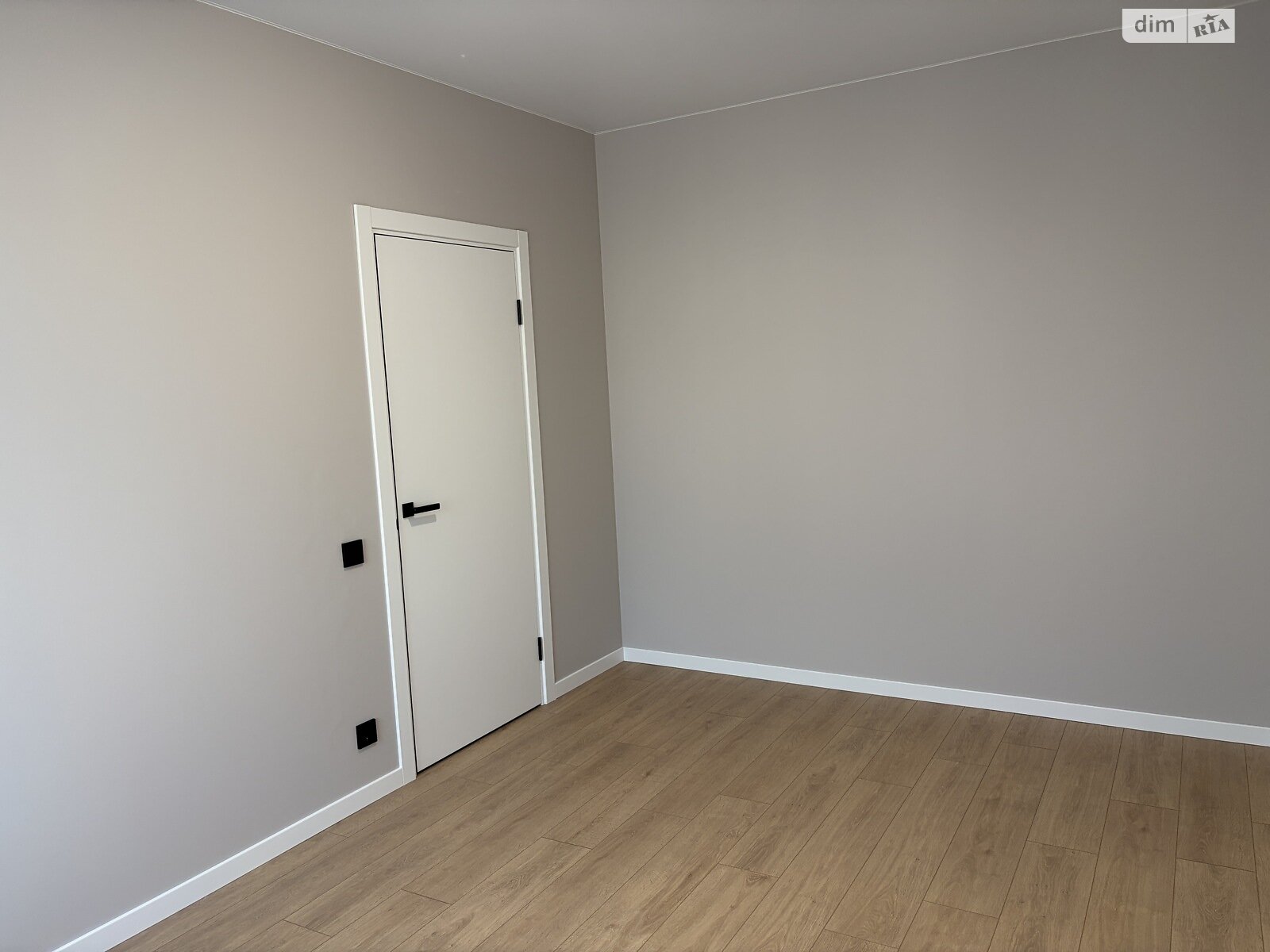 двухэтажный таунхаус, 90 кв. м, кирпич. Сдается помесячно в Новых Петровцах фото 1 двухэтажный таунхаус, 90 кв. м, кирпич. Сдается помесячно в Новых Петровцах фото 1