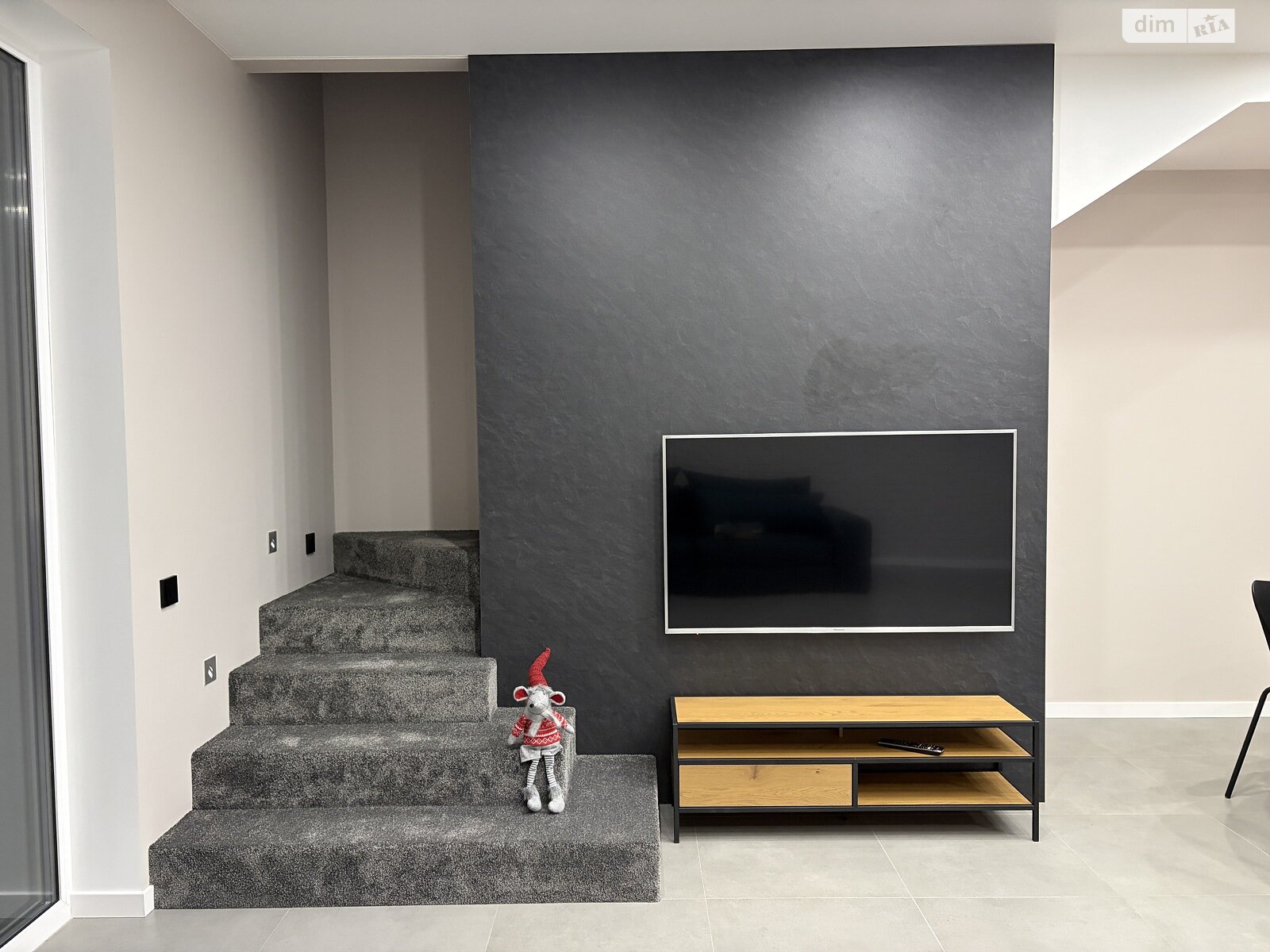 двухэтажный таунхаус, 90 кв. м, кирпич. Сдается помесячно в Новых Петровцах фото 1 двухэтажный таунхаус, 90 кв. м, кирпич. Сдается помесячно в Новых Петровцах фото 1