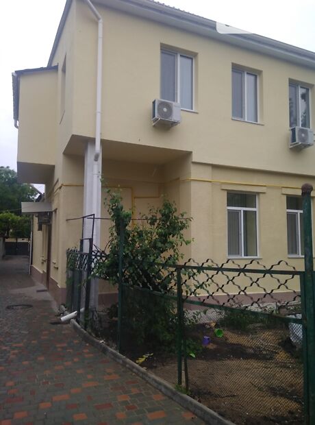 двухэтажный таунхаус, 77 кв. м, кирпич. Сдается помесячно в Одессе, в районе Приморский фото 1 двухэтажный таунхаус, 77 кв. м, кирпич. Сдается помесячно в Одессе, в районе Приморский фото 1