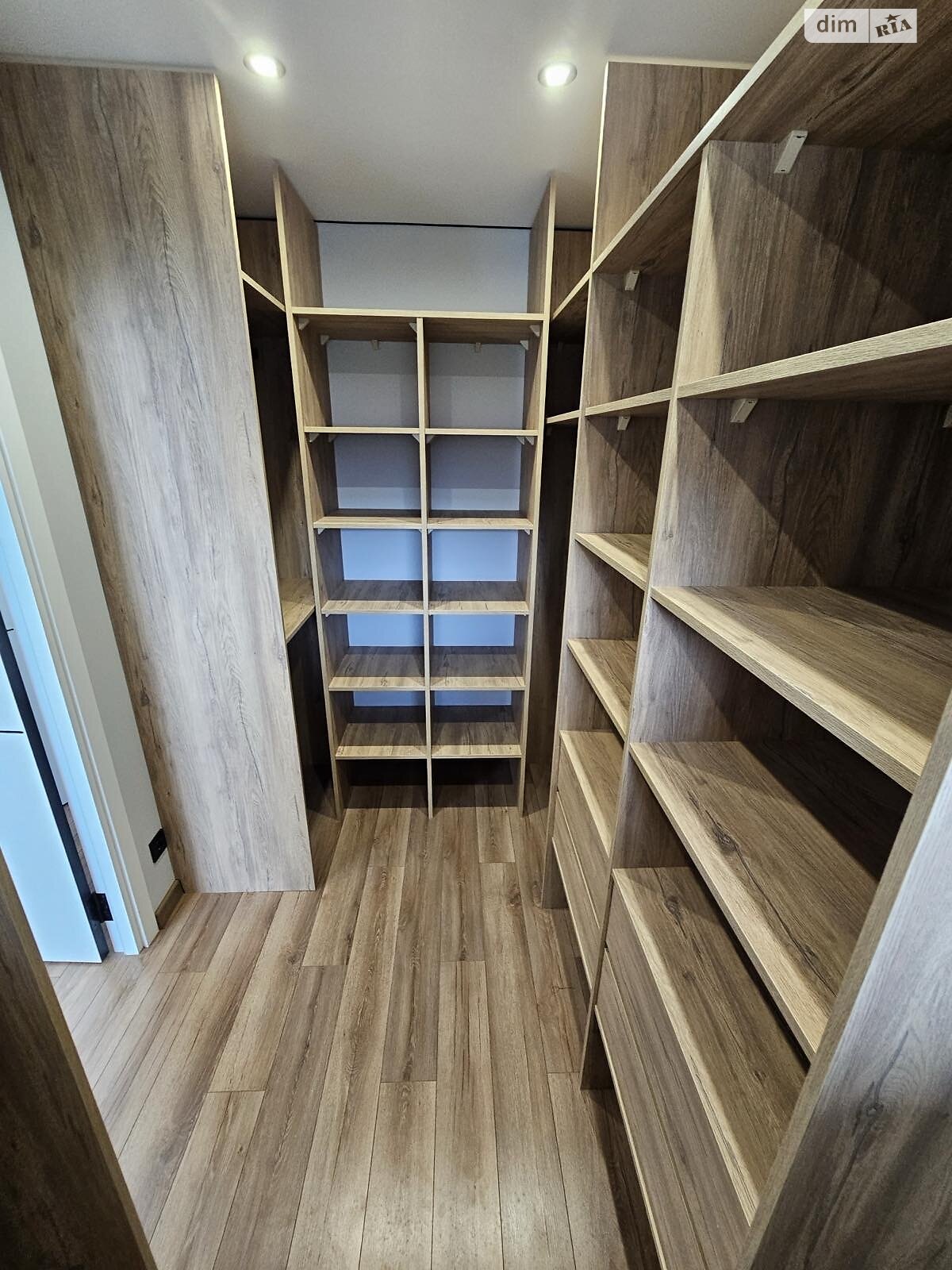 двухэтажный таунхаус, 120 кв. м, кирпич. Сдается помесячно в Петрикове фото 1 двухэтажный таунхаус, 120 кв. м, кирпич. Сдается помесячно в Петрикове фото 1