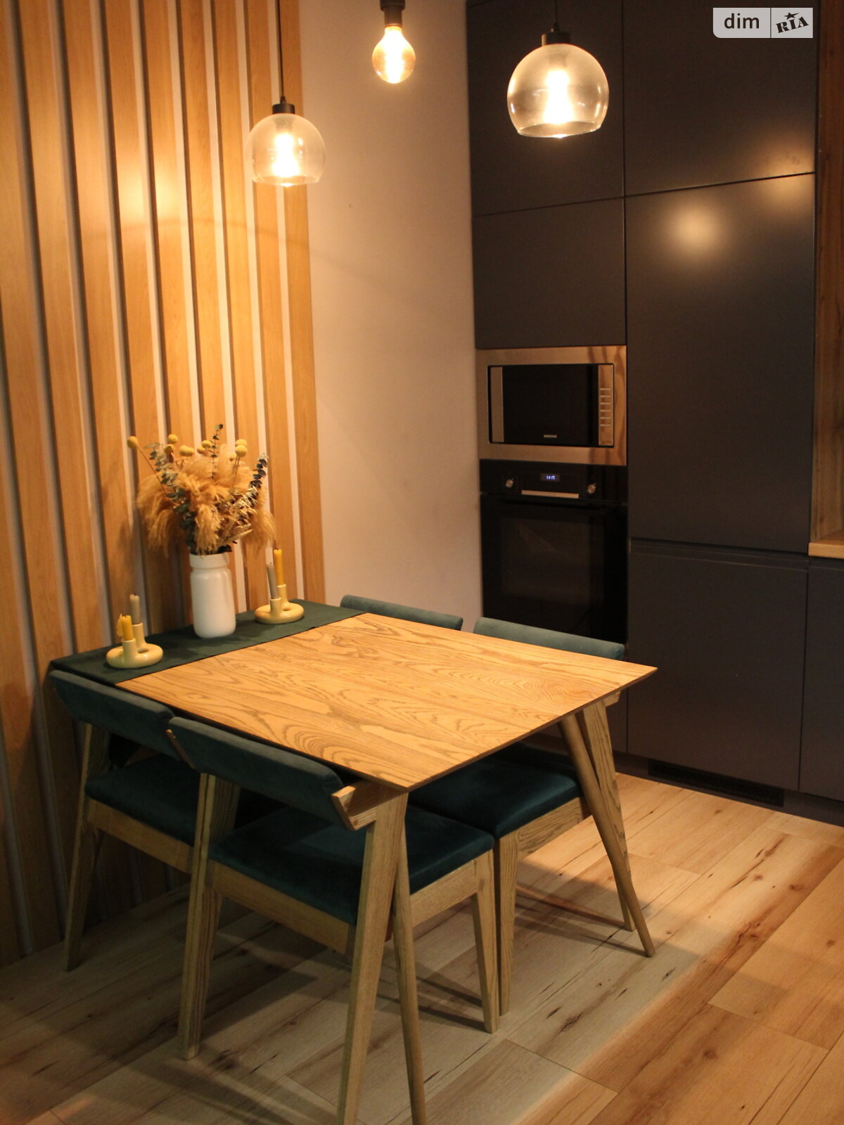 трехэтажный таунхаус, 100 кв. м, кирпич. Сдается помесячно в Петропавловской Борщаговке фото 1 трехэтажный таунхаус, 100 кв. м, кирпич. Сдается помесячно в Петропавловской Борщаговке фото 1