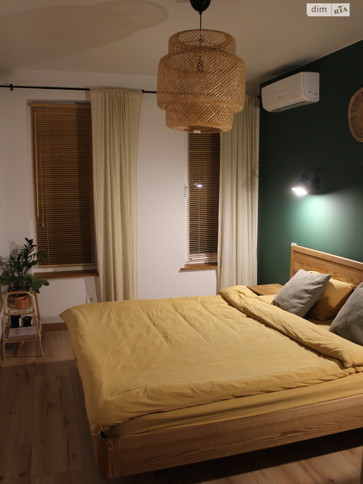 трехэтажный таунхаус, 100 кв. м, кирпич. Сдается помесячно в Петропавловской Борщаговке фото 1 трехэтажный таунхаус, 100 кв. м, кирпич. Сдается помесячно в Петропавловской Борщаговке фото 1