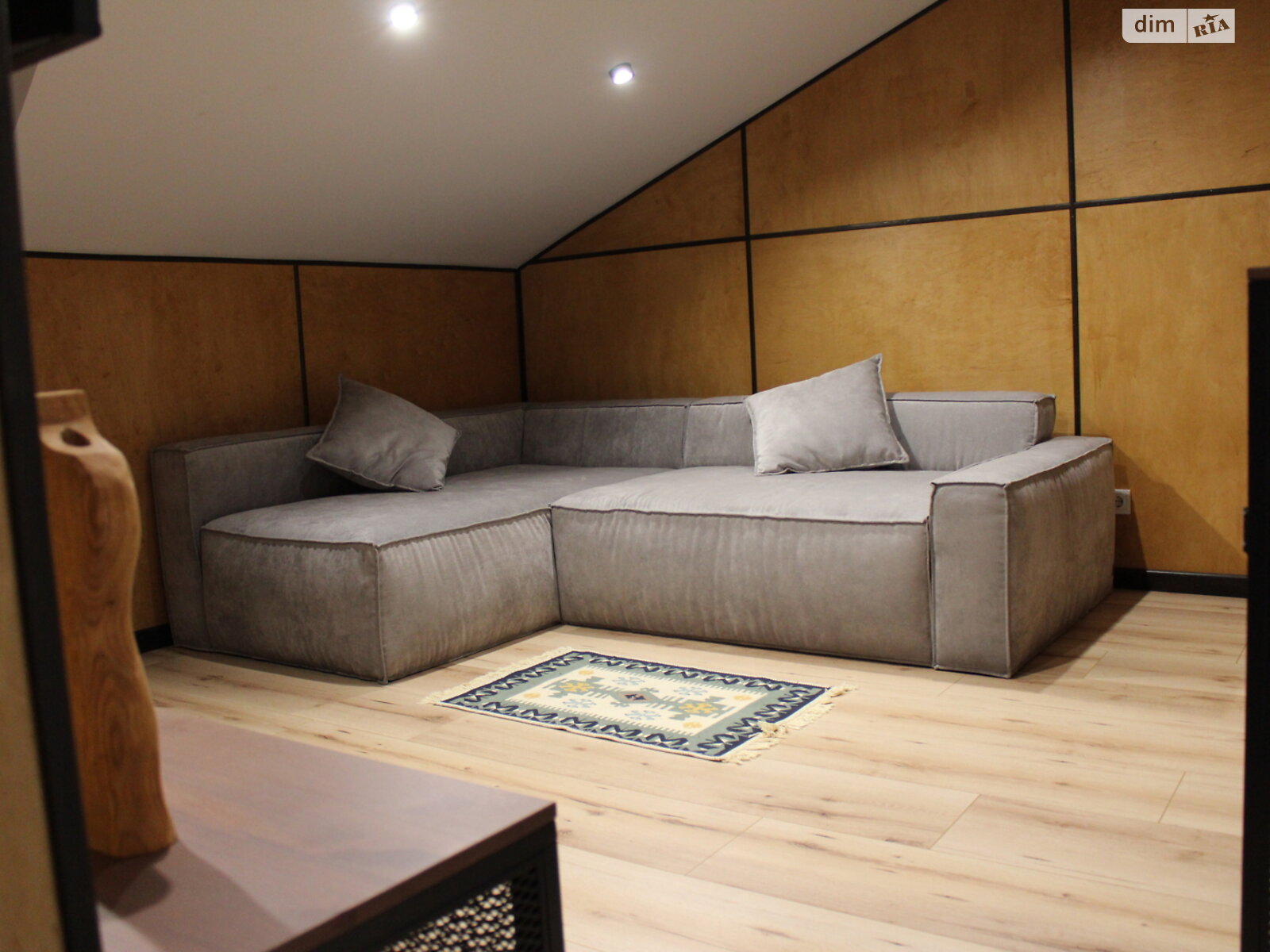 трехэтажный таунхаус, 100 кв. м, кирпич. Сдается помесячно в Петропавловской Борщаговке фото 1 трехэтажный таунхаус, 100 кв. м, кирпич. Сдается помесячно в Петропавловской Борщаговке фото 1