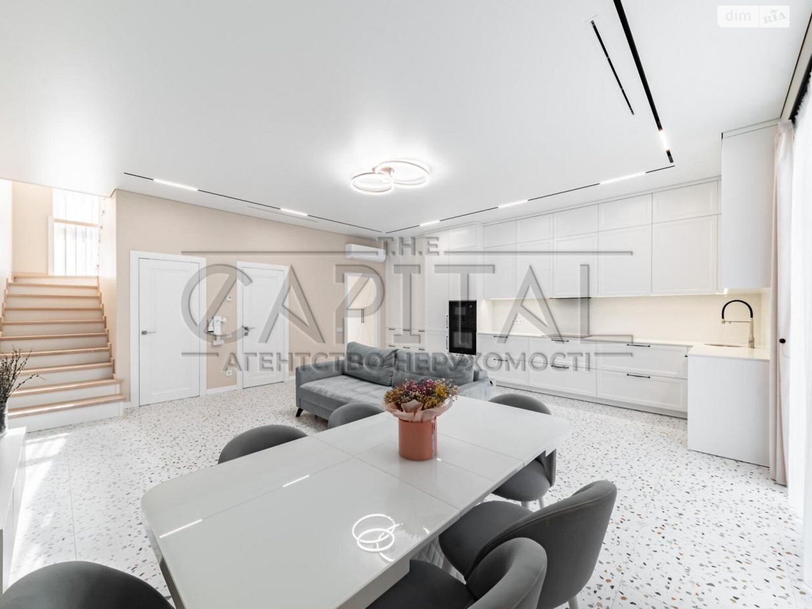 двухэтажный таунхаус, 110 кв. м, кирпич. Сдается помесячно в Петропавловской Борщаговке фото 1 двухэтажный таунхаус, 110 кв. м, кирпич. Сдается помесячно в Петропавловской Борщаговке фото 1