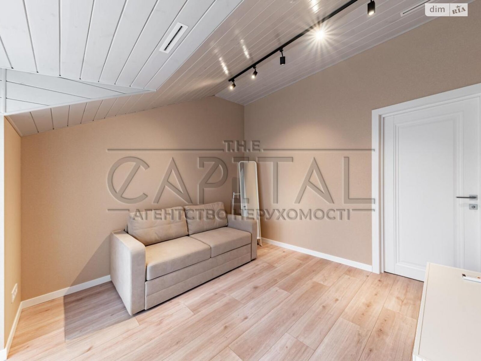 двухэтажный таунхаус, 110 кв. м, кирпич. Сдается помесячно в Петропавловской Борщаговке фото 1 двухэтажный таунхаус, 110 кв. м, кирпич. Сдается помесячно в Петропавловской Борщаговке фото 1