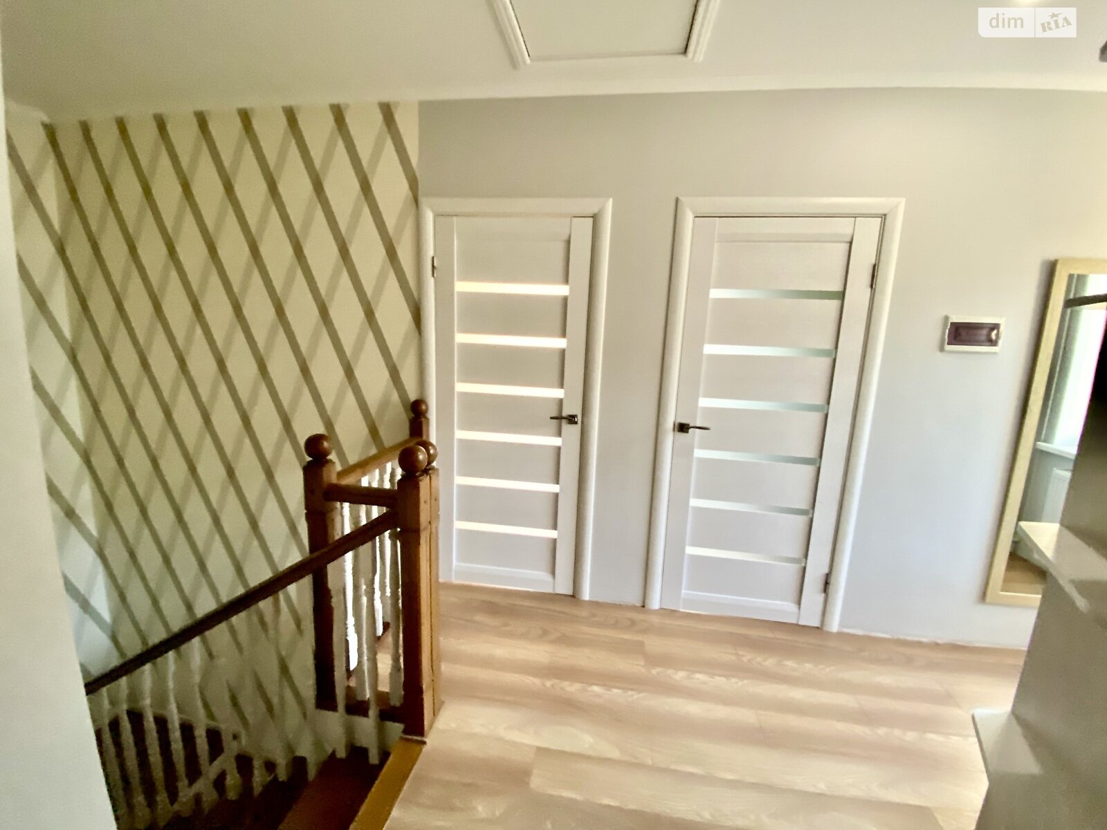 двоповерховий таунхаус, 130 кв. м, кирпич. Здається помісячно в Рудному, в районі Залізничний фото 1 двопроверховий таунхаус, 130 кв. м, кирпич. Здається помісячно в Рудному, в районі Залізничний фото 1