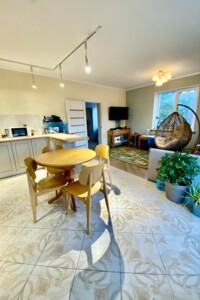 двоповерховий таунхаус, 130 кв. м, кирпич. Здається помісячно в Рудному, в районі Залізничний фото 2 двопроверховий таунхаус, 130 кв. м, кирпич. Здається помісячно в Рудному, в районі Залізничний фото 2