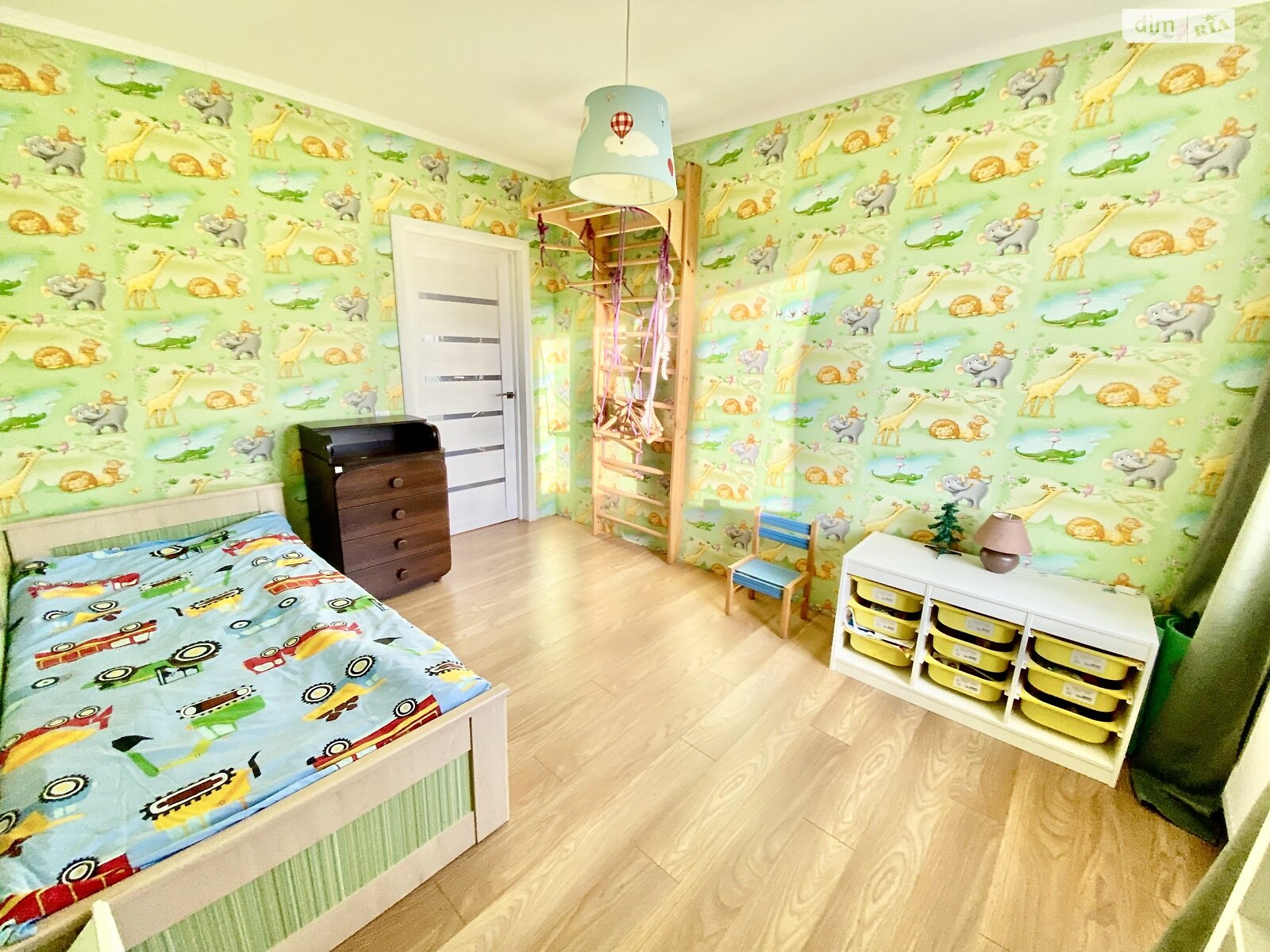 двоповерховий таунхаус, 130 кв. м, кирпич. Здається помісячно в Рудному, в районі Залізничний фото 1 двопроверховий таунхаус, 130 кв. м, кирпич. Здається помісячно в Рудному, в районі Залізничний фото 1