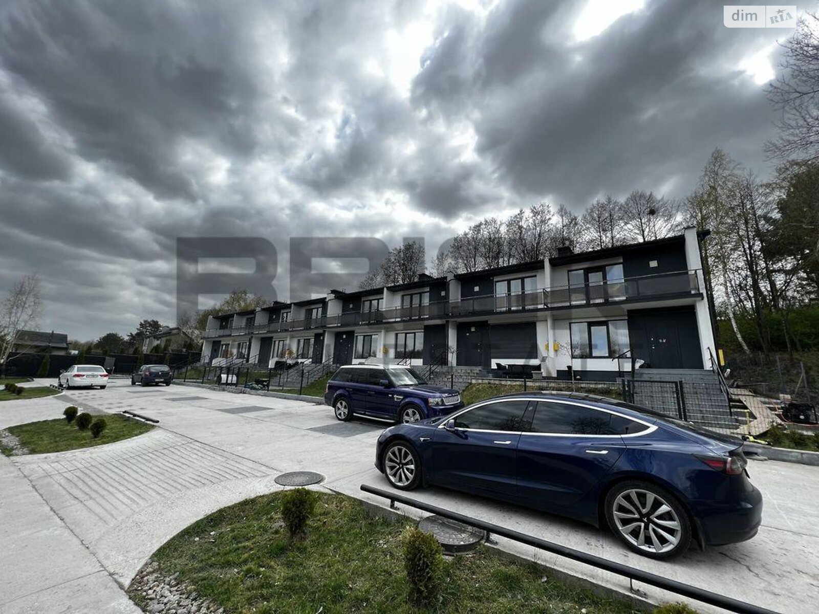 двухэтажный таунхаус, 110 кв. м, кирпич. Сдается помесячно в Шпитьках фото 1 двухэтажный таунхаус, 110 кв. м, кирпич. Сдается помесячно в Шпитьках фото 1