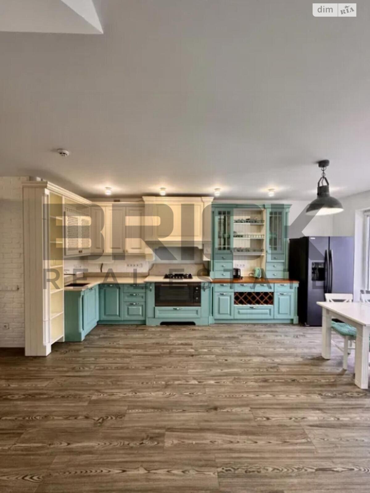 двухэтажный таунхаус, 110 кв. м, кирпич. Сдается помесячно в Шпитьках фото 1 двухэтажный таунхаус, 110 кв. м, кирпич. Сдается помесячно в Шпитьках фото 1