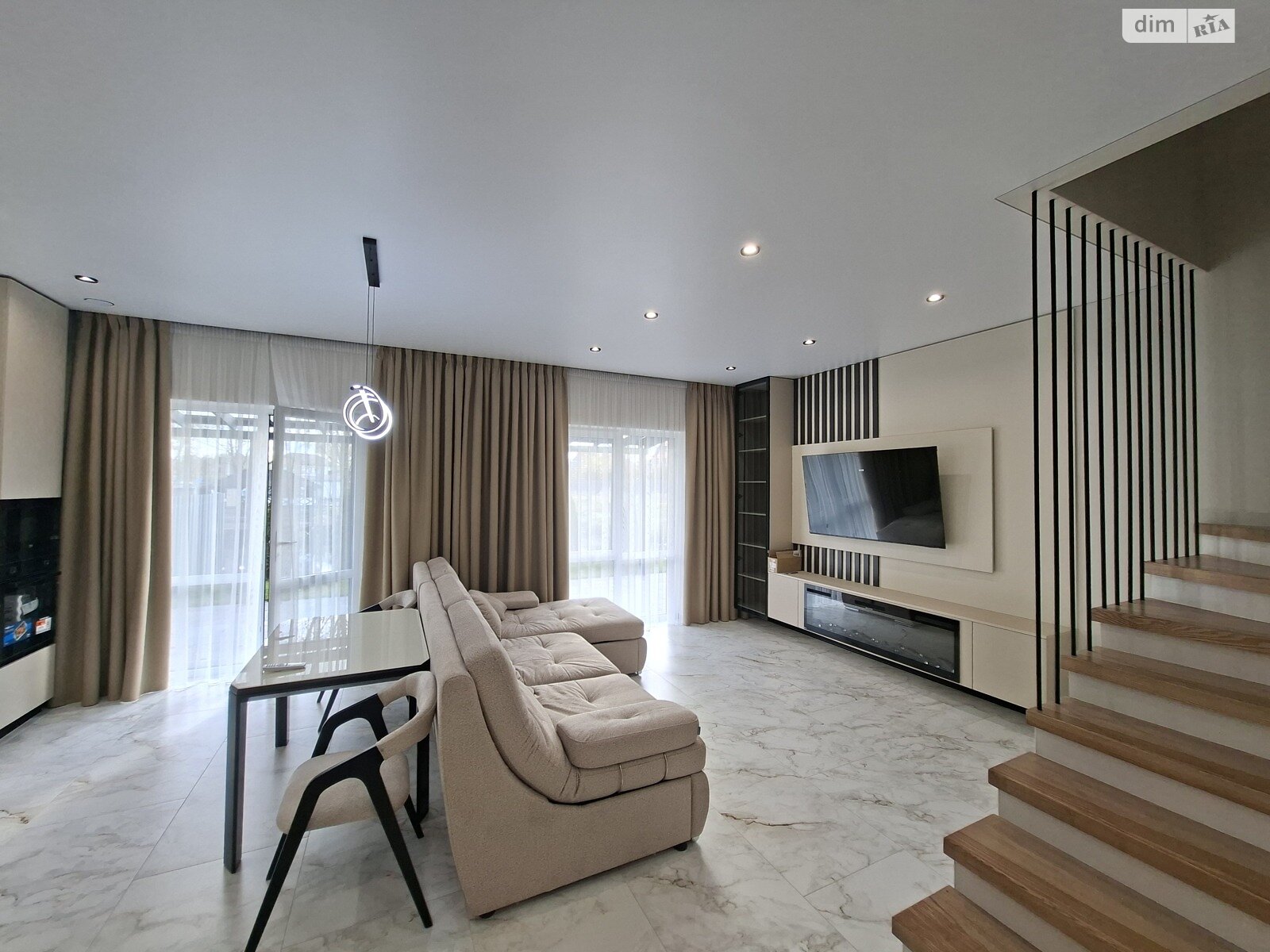 двухэтажный таунхаус, 120 кв. м, кирпич. Сдается помесячно в Софиевской Борщаговке фото 1