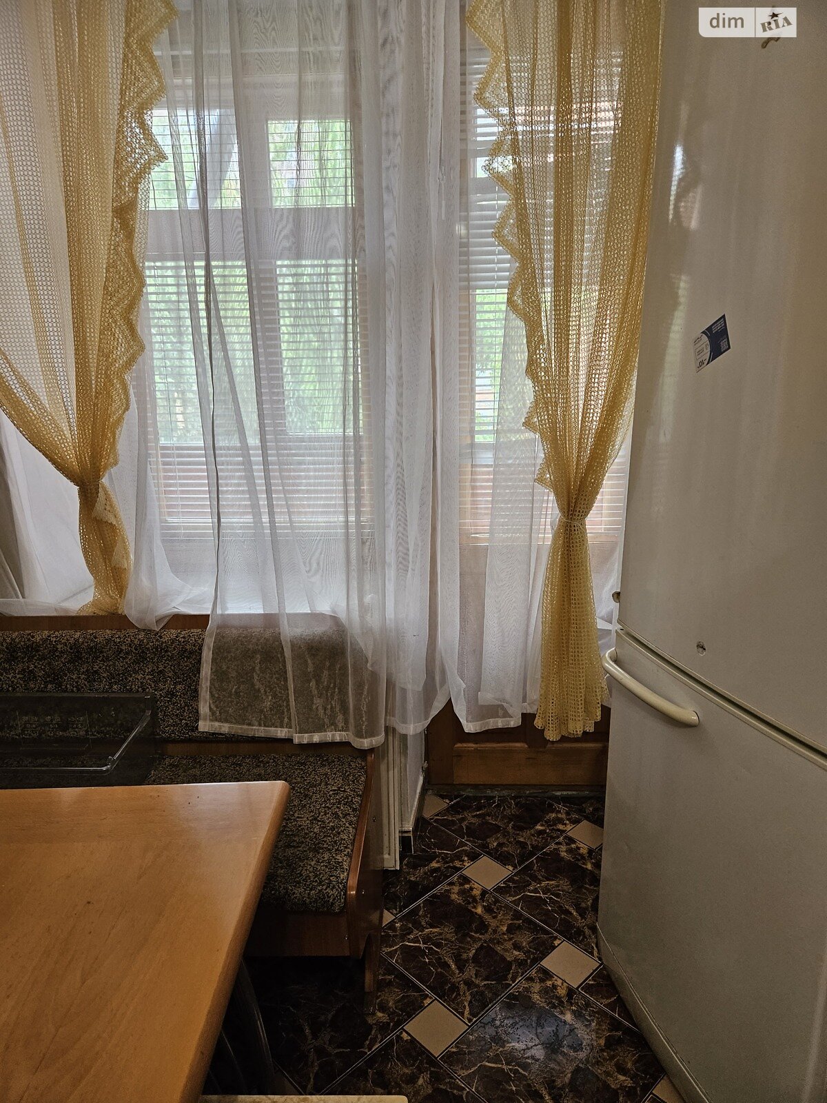 трехэтажный таунхаус, 295 кв. м, кирпич. Сдается помесячно в Тернополе, в районе Канада фото 1 трехэтажный таунхаус, 295 кв. м, кирпич. Сдается помесячно в Тернополе, в районе Канада фото 1