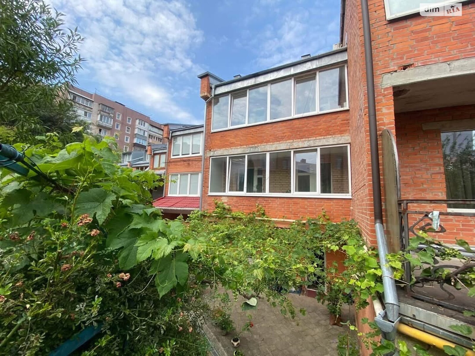 трипроверховий таунхаус, 235 кв. м, цегла. Здається помісячно в Тернополі, в районі Канада фото 1