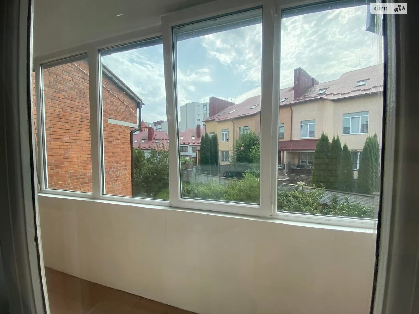 трипроверховий таунхаус, 235 кв. м, цегла. Здається помісячно в Тернополі, в районі Канада фото 1