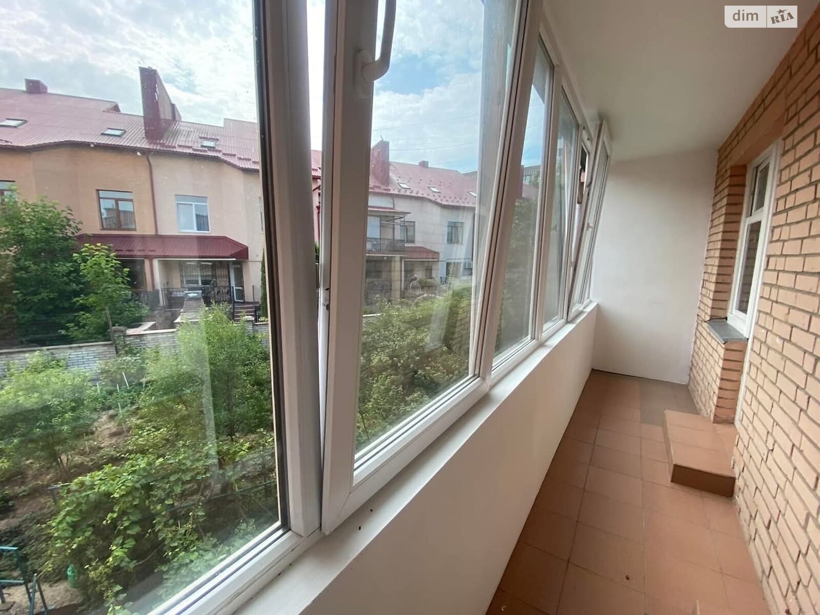 трипроверховий таунхаус, 235 кв. м, цегла. Здається помісячно в Тернополі, в районі Канада фото 1