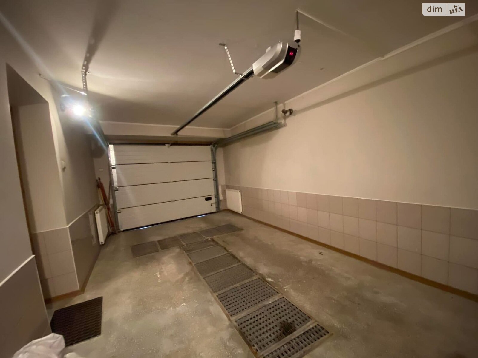 трипроверховий таунхаус, 235 кв. м, цегла. Здається помісячно в Тернополі, в районі Канада фото 1