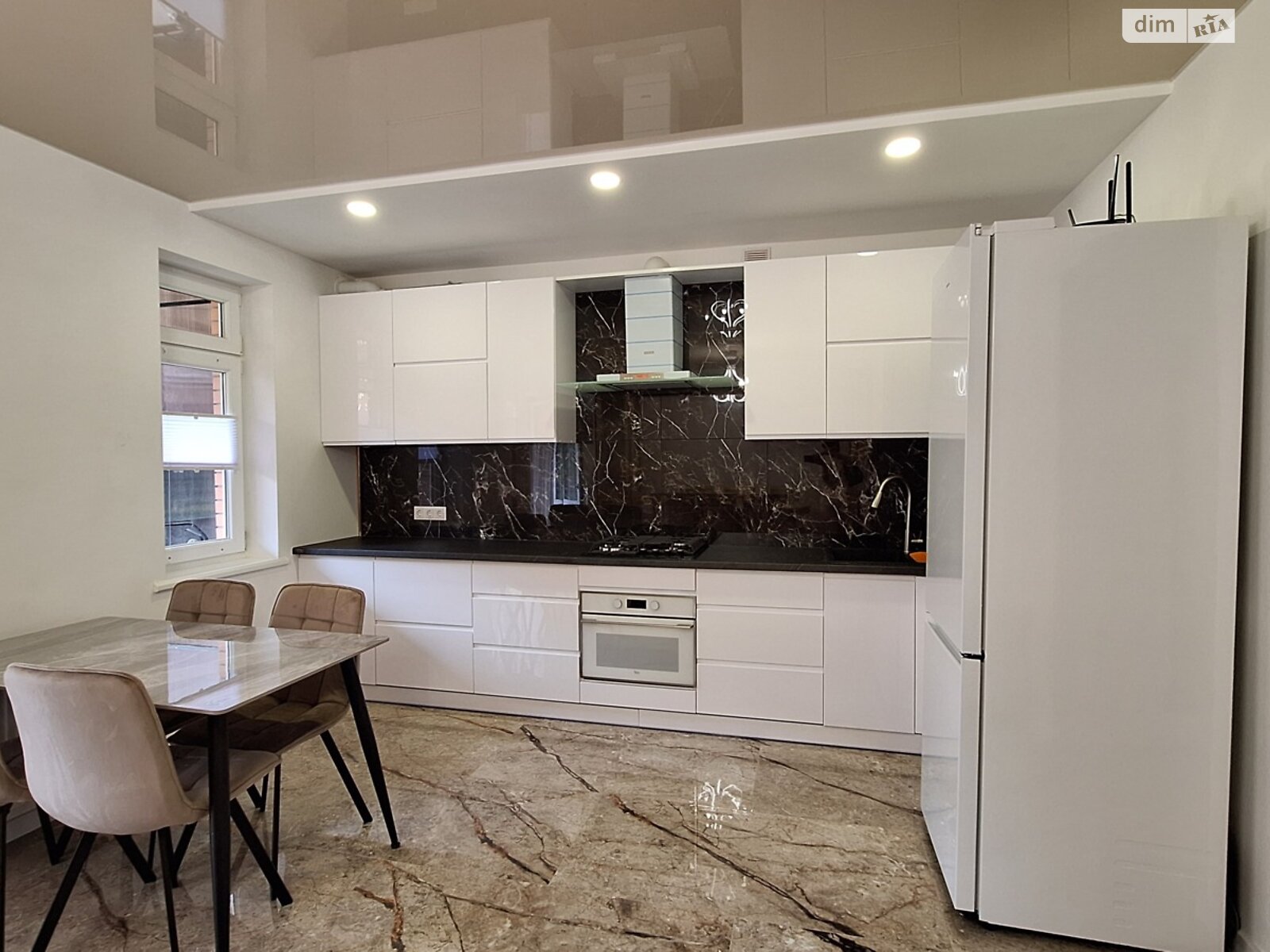 двоповерховий таунхаус, 160 кв. м, цегла. Здається помісячно в Тернополі, в районі Кленовий гай фото 1 двопроверховий таунхаус, 160 кв. м, цегла. Здається помісячно в Тернополі, в районі Кленовий гай фото 1