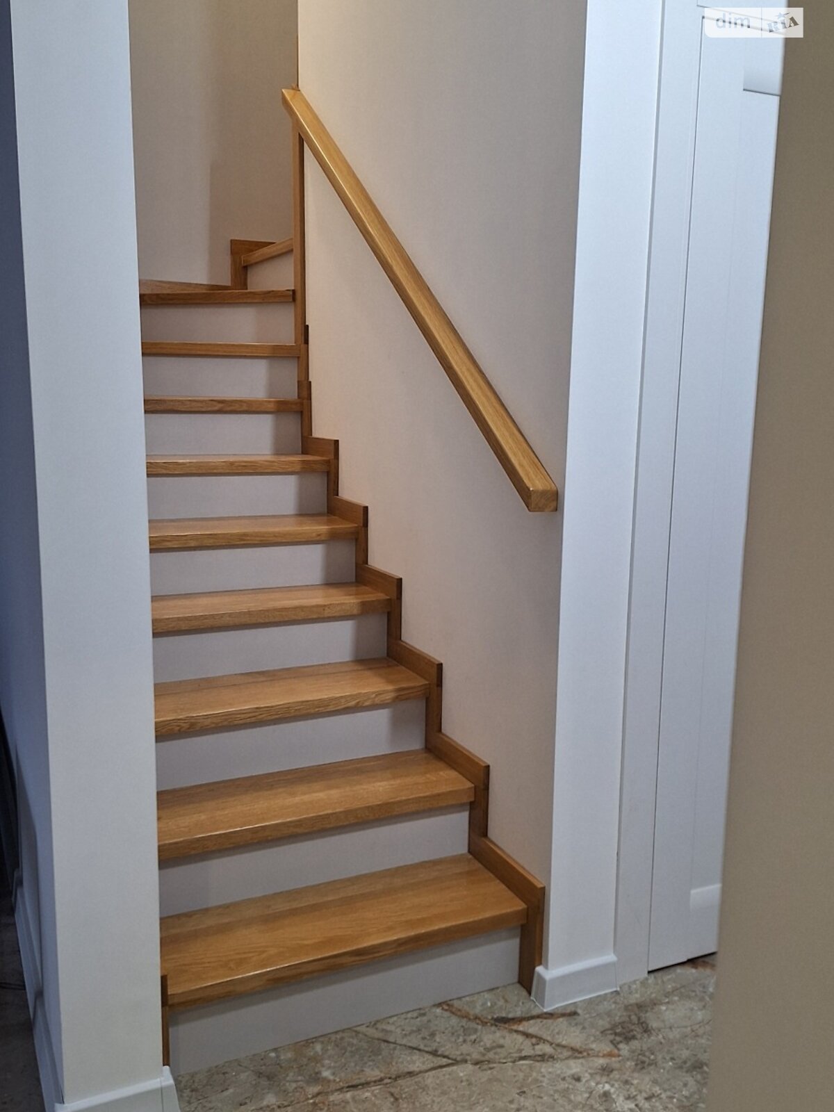 двоповерховий таунхаус, 160 кв. м, цегла. Здається помісячно в Тернополі, в районі Кленовий гай фото 1 двопроверховий таунхаус, 160 кв. м, цегла. Здається помісячно в Тернополі, в районі Кленовий гай фото 1