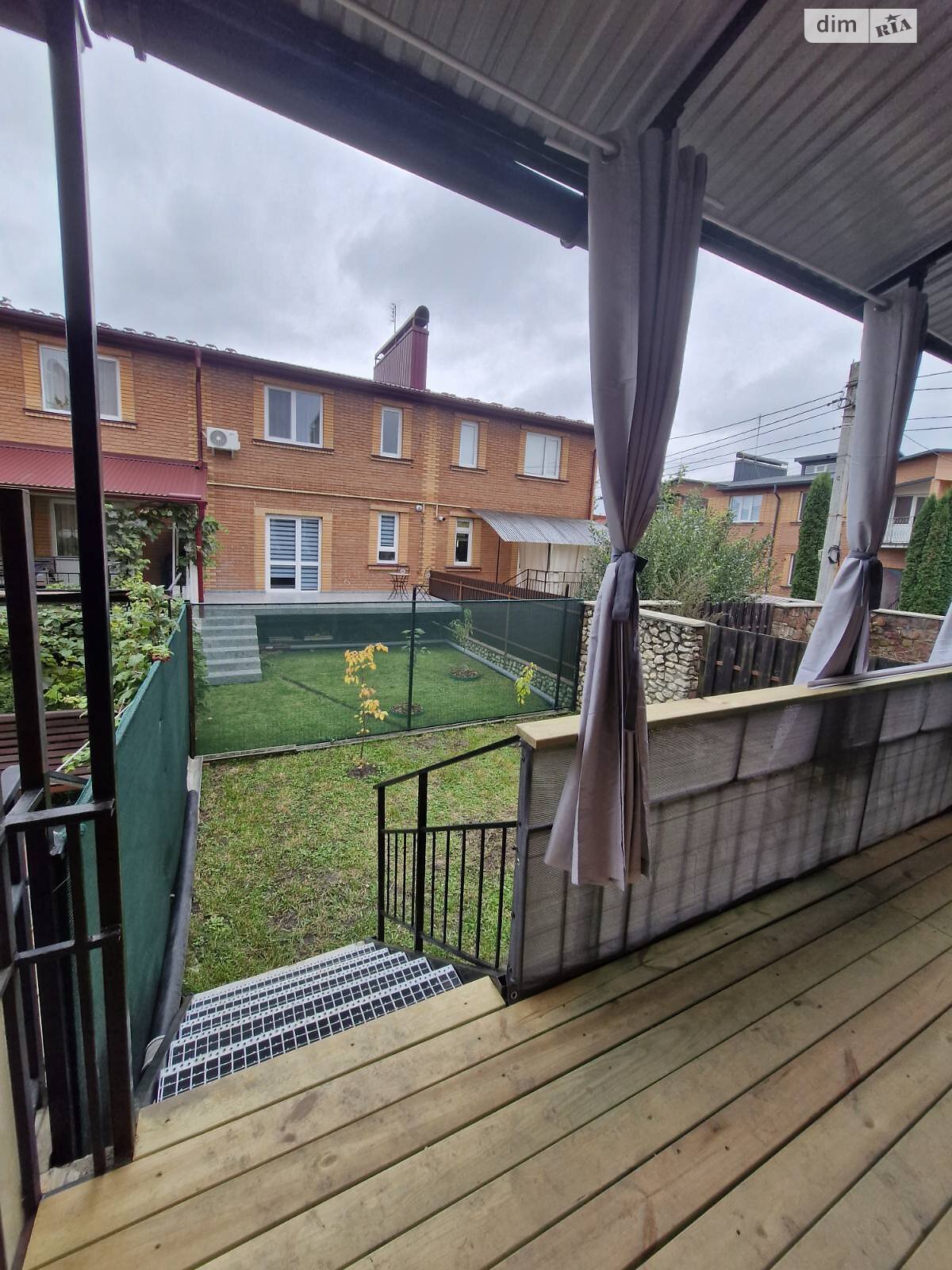 двоповерховий таунхаус, 160 кв. м, цегла. Здається помісячно в Тернополі, в районі Кленовий гай фото 1 двопроверховий таунхаус, 160 кв. м, цегла. Здається помісячно в Тернополі, в районі Кленовий гай фото 1