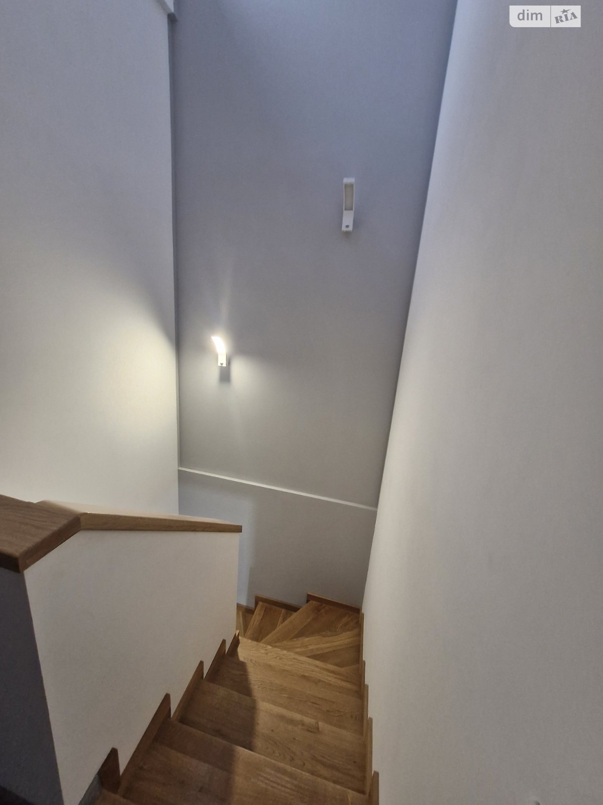 двоповерховий таунхаус, 160 кв. м, цегла. Здається помісячно в Тернополі, в районі Кленовий гай фото 1 двопроверховий таунхаус, 160 кв. м, цегла. Здається помісячно в Тернополі, в районі Кленовий гай фото 1