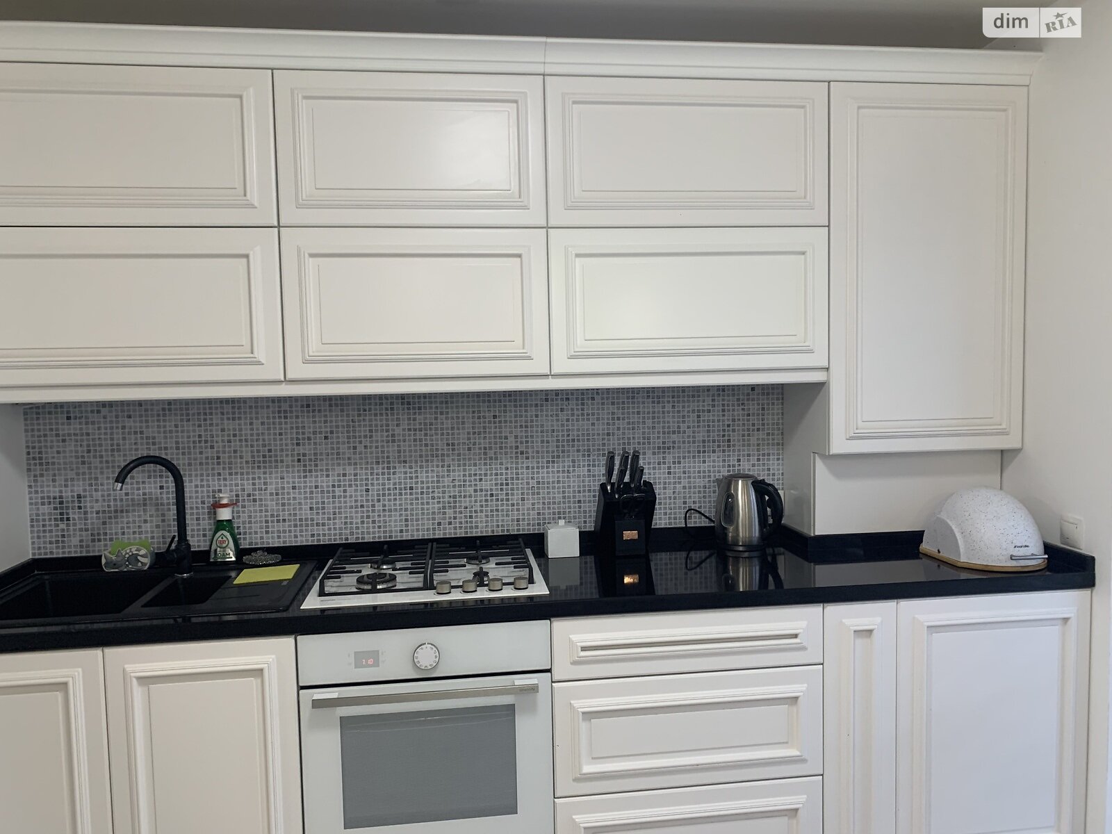 триповерховий таунхаус, 130 кв. м, цегла. Здається помісячно в Тернополі, в районі Кленовий гай фото 1 трипроверховий таунхаус, 130 кв. м, цегла. Здається помісячно в Тернополі, в районі Кленовий гай фото 1