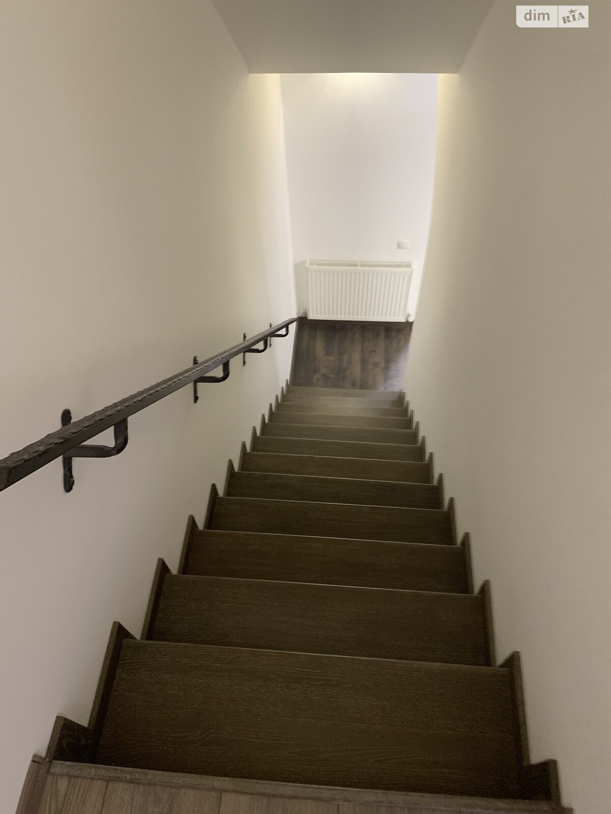 триповерховий таунхаус, 130 кв. м, цегла. Здається помісячно в Тернополі, в районі Кленовий гай фото 1 трипроверховий таунхаус, 130 кв. м, цегла. Здається помісячно в Тернополі, в районі Кленовий гай фото 1