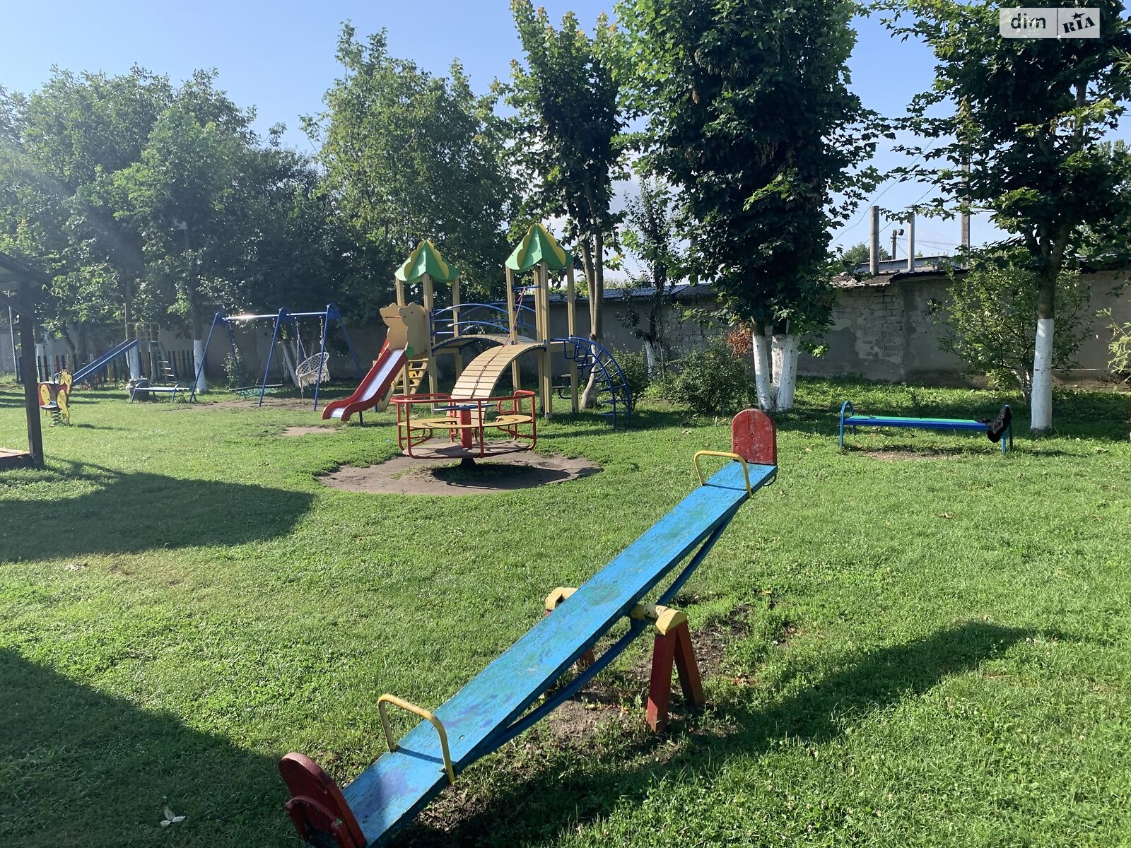 триповерховий таунхаус, 130 кв. м, цегла. Здається помісячно в Тернополі, в районі Кленовий гай фото 1 трипроверховий таунхаус, 130 кв. м, цегла. Здається помісячно в Тернополі, в районі Кленовий гай фото 1