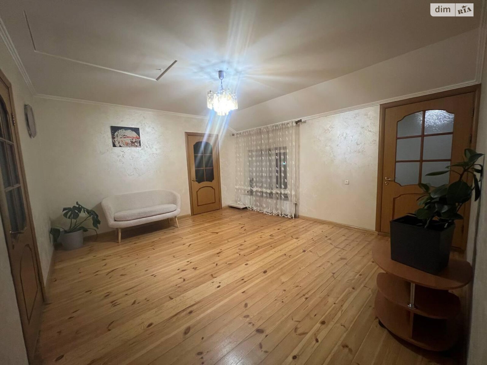 двоповерховий таунхаус, 120 кв. м, кирпич. Здається помісячно в Тернополі, в районі Центр фото 1 двопроверховий таунхаус, 120 кв. м, кирпич. Здається помісячно в Тернополі, в районі Центр фото 1