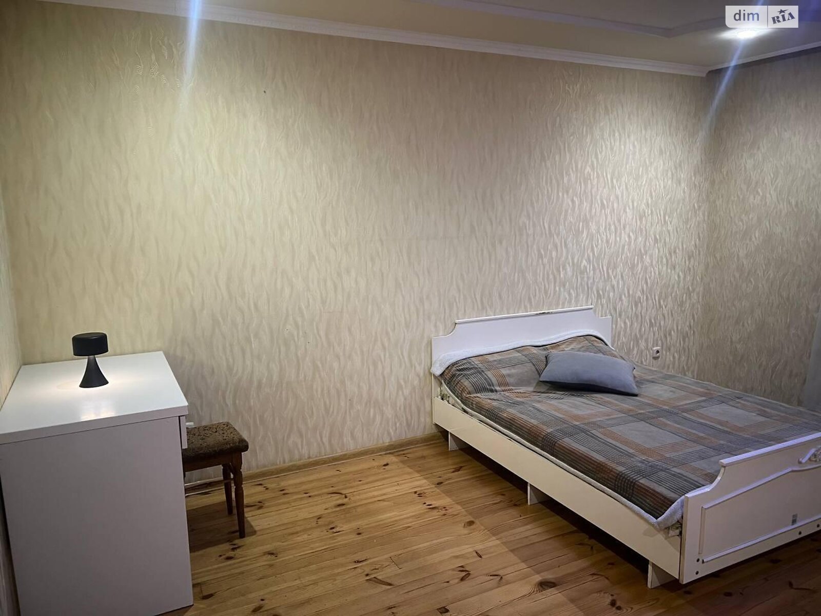 двоповерховий таунхаус, 120 кв. м, кирпич. Здається помісячно в Тернополі, в районі Центр фото 1 двопроверховий таунхаус, 120 кв. м, кирпич. Здається помісячно в Тернополі, в районі Центр фото 1