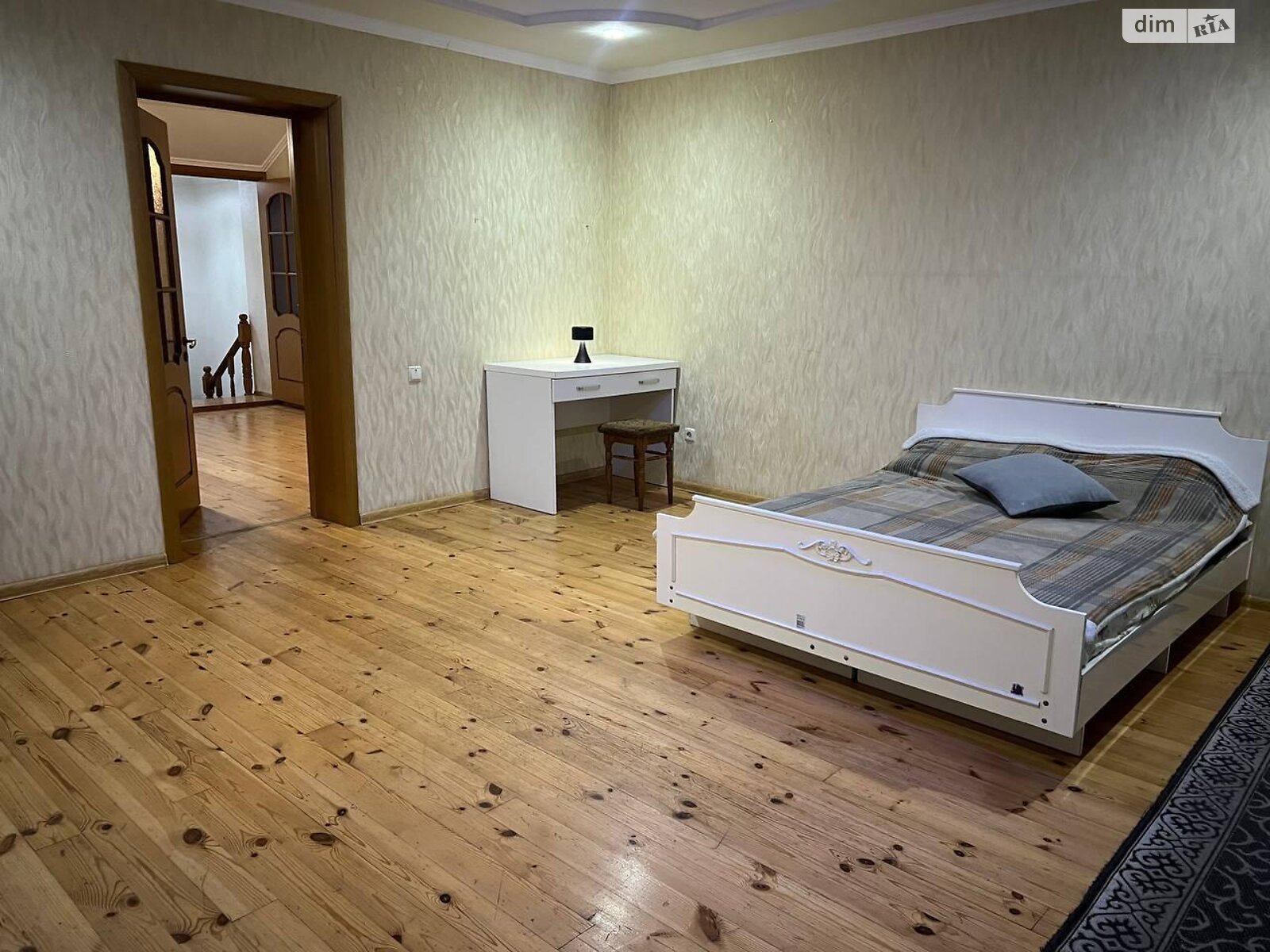 двоповерховий таунхаус, 120 кв. м, кирпич. Здається помісячно в Тернополі, в районі Центр фото 1 двопроверховий таунхаус, 120 кв. м, кирпич. Здається помісячно в Тернополі, в районі Центр фото 1