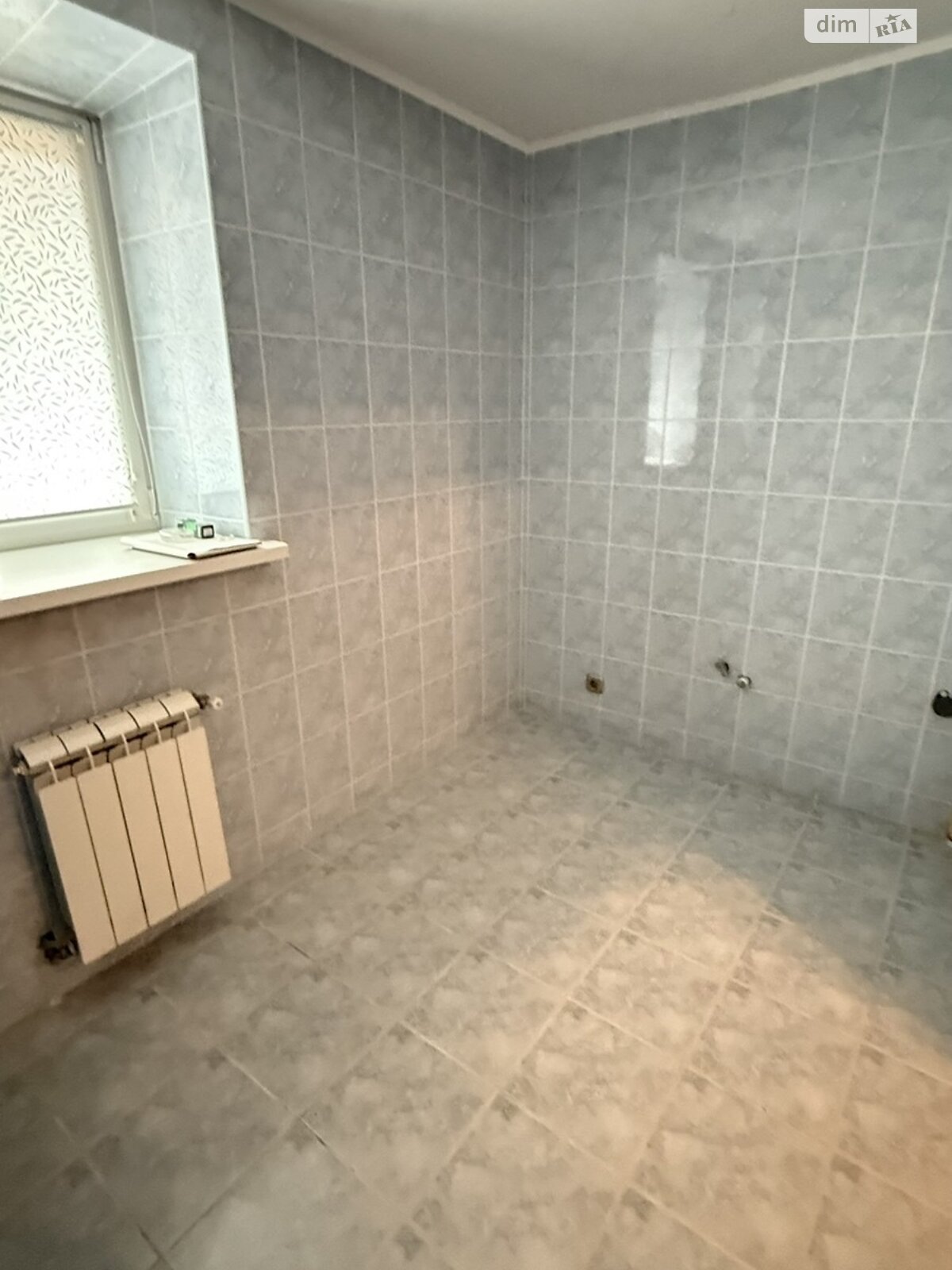 триповерховий таунхаус, 190 кв. м, цегла. Здається помісячно в Тернополі фото 1 триповерховий таунхаус, 190 кв. м, цегла. Здається помісячно в Тернополі фото 1