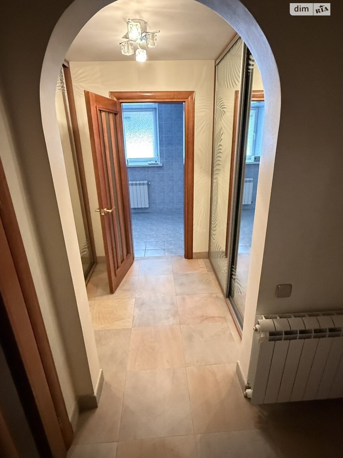 триповерховий таунхаус, 190 кв. м, цегла. Здається помісячно в Тернополі фото 1 триповерховий таунхаус, 190 кв. м, цегла. Здається помісячно в Тернополі фото 1