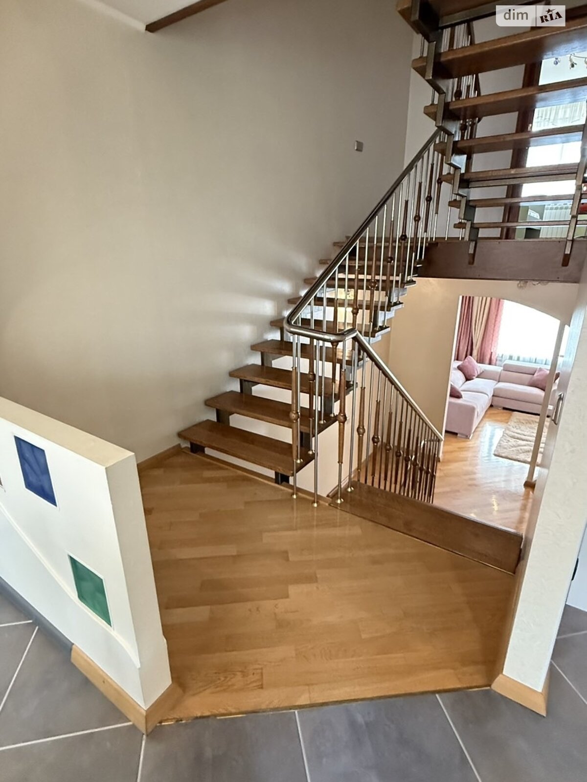 триповерховий таунхаус, 190 кв. м, цегла. Здається помісячно в Тернополі фото 1 триповерховий таунхаус, 190 кв. м, цегла. Здається помісячно в Тернополі фото 1