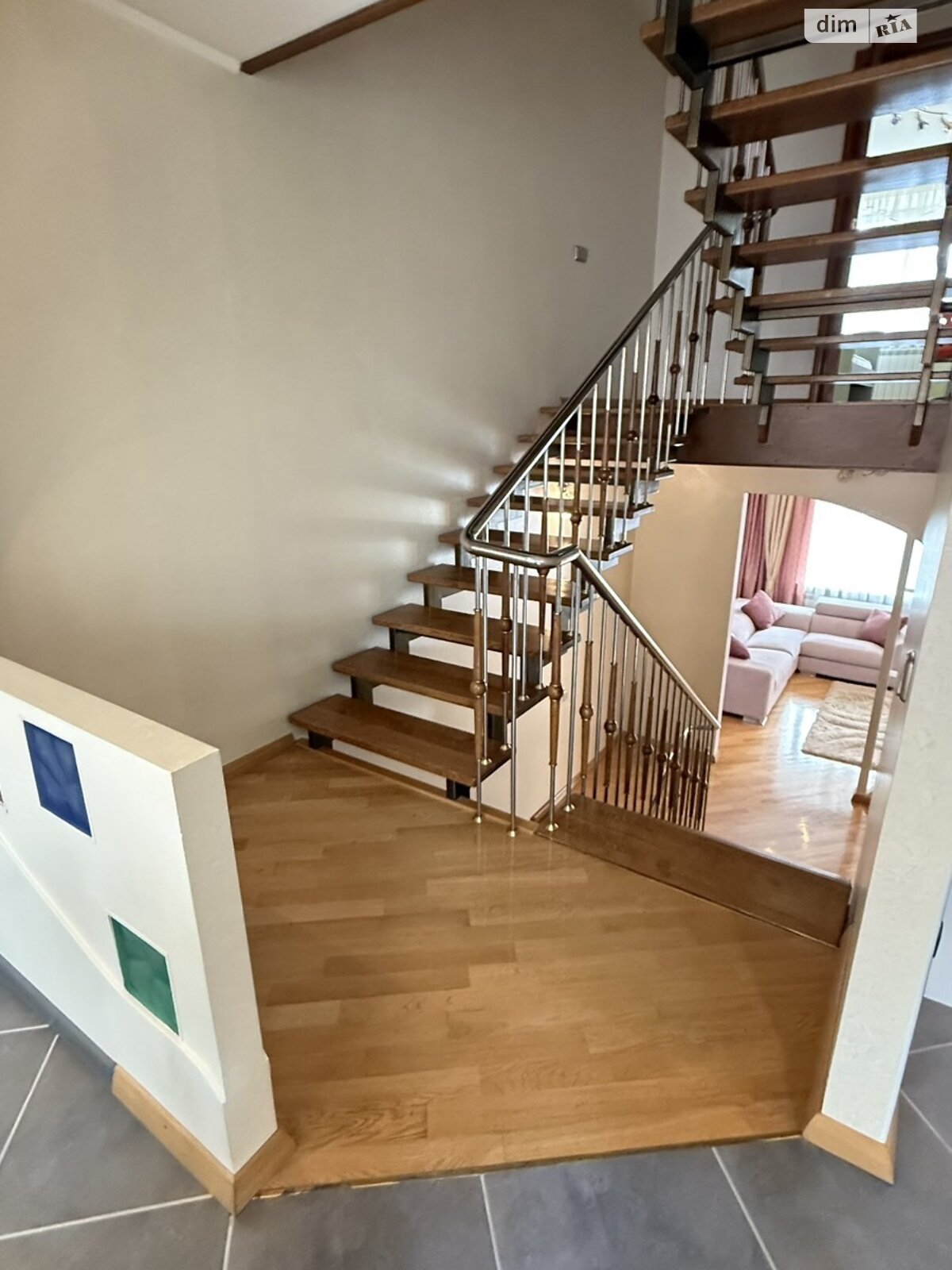 триповерховий таунхаус, 190 кв. м, цегла. Здається помісячно в Тернополі фото 1 триповерховий таунхаус, 190 кв. м, цегла. Здається помісячно в Тернополі фото 1