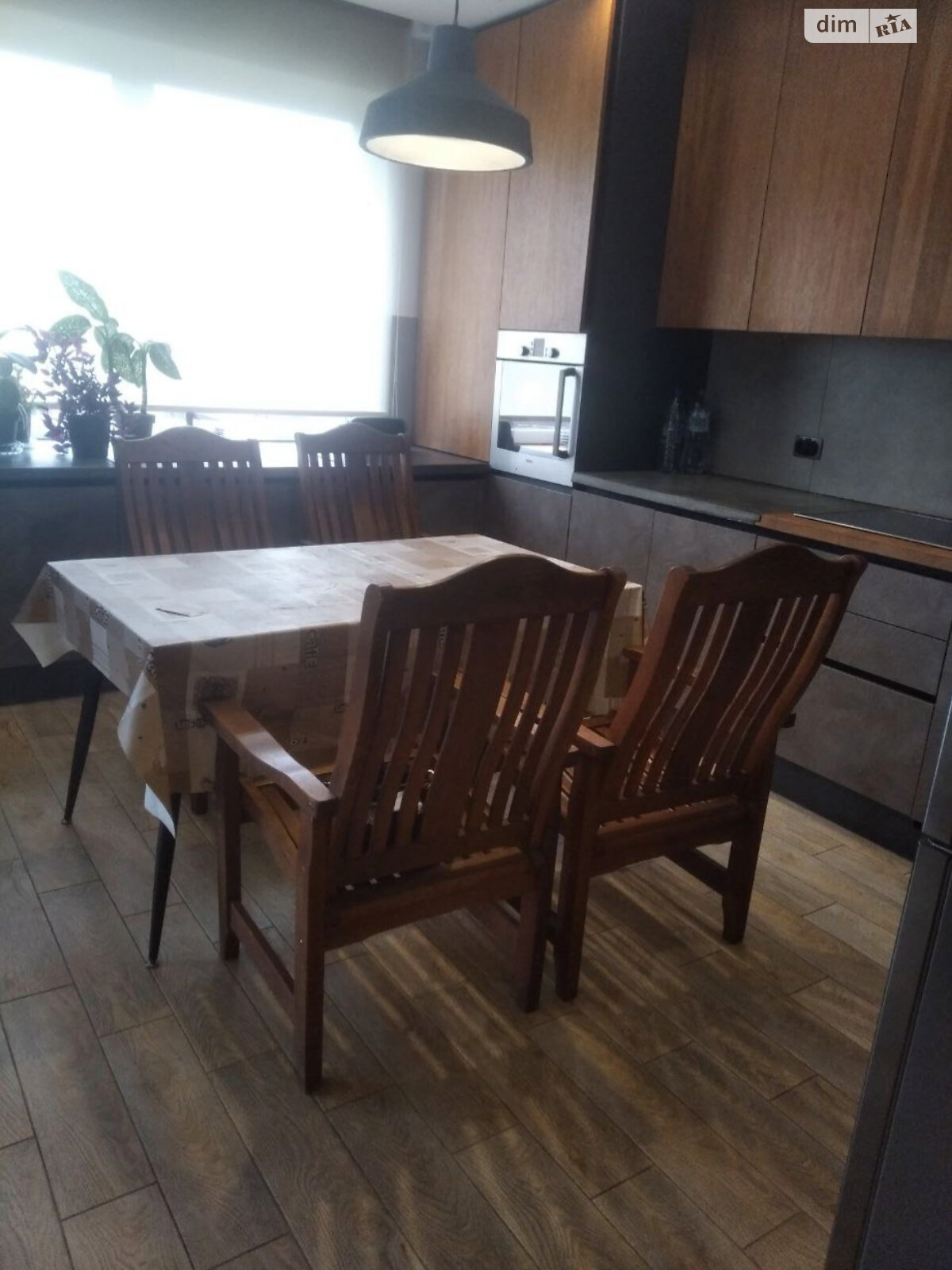 двоповерховий таунхаус, 147 кв. м, цегла. Здається помісячно в Угринові фото 1