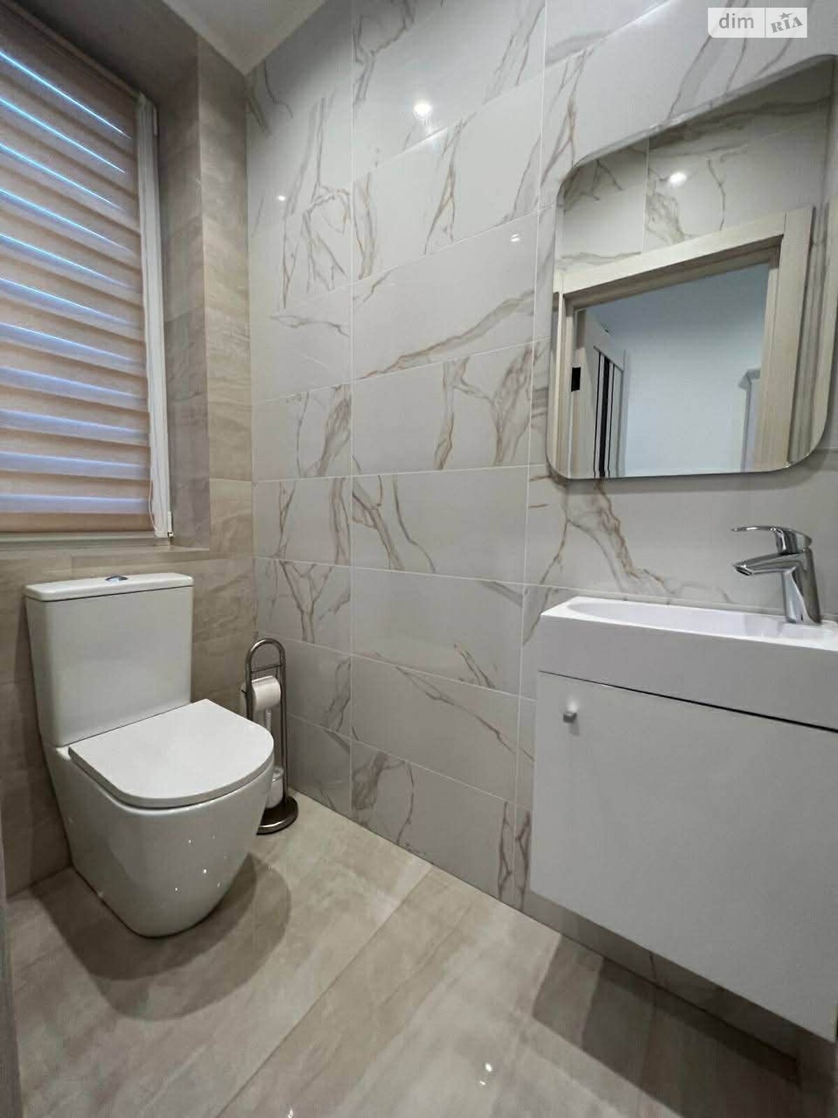 двухэтажный таунхаус, 100 кв. м, кирпич. Сдается помесячно в Ужгороде фото 1 двухэтажный таунхаус, 100 кв. м, кирпич. Сдается помесячно в Ужгороде фото 1