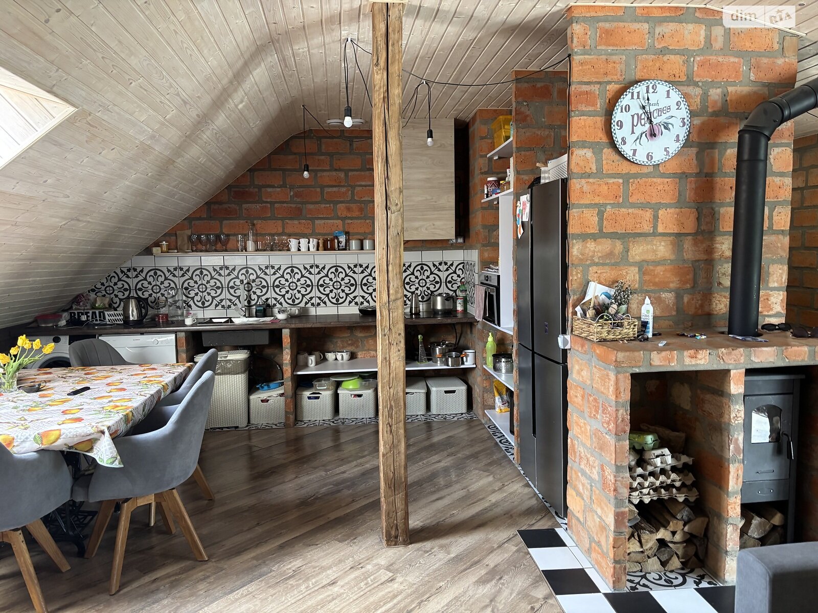 двухэтажный таунхаус, 176.2 кв. м, кирпич. Сдается помесячно в Ужгороде, в районе Центр фото 1