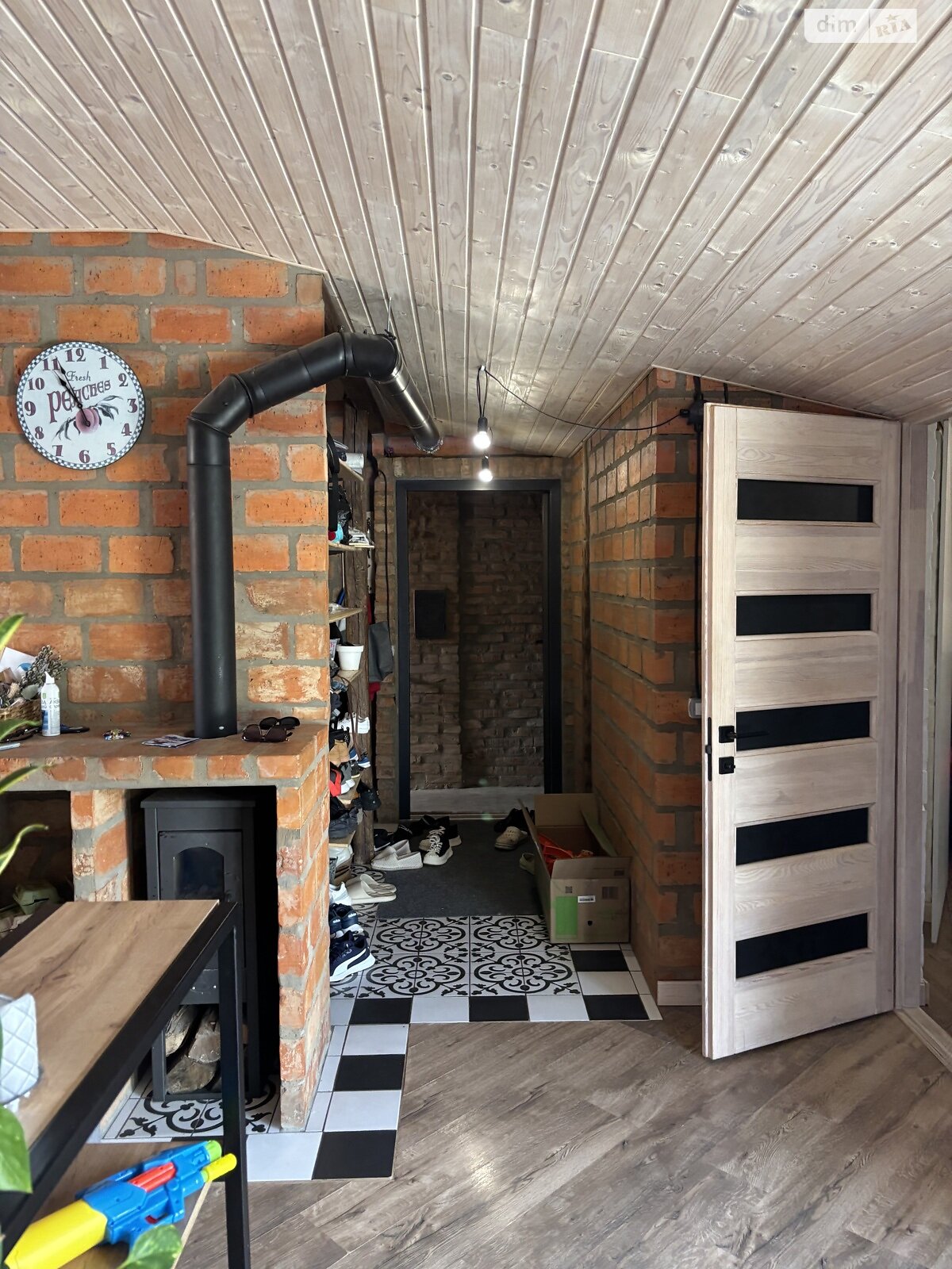 двухэтажный таунхаус, 176.2 кв. м, кирпич. Сдается помесячно в Ужгороде, в районе Центр фото 1