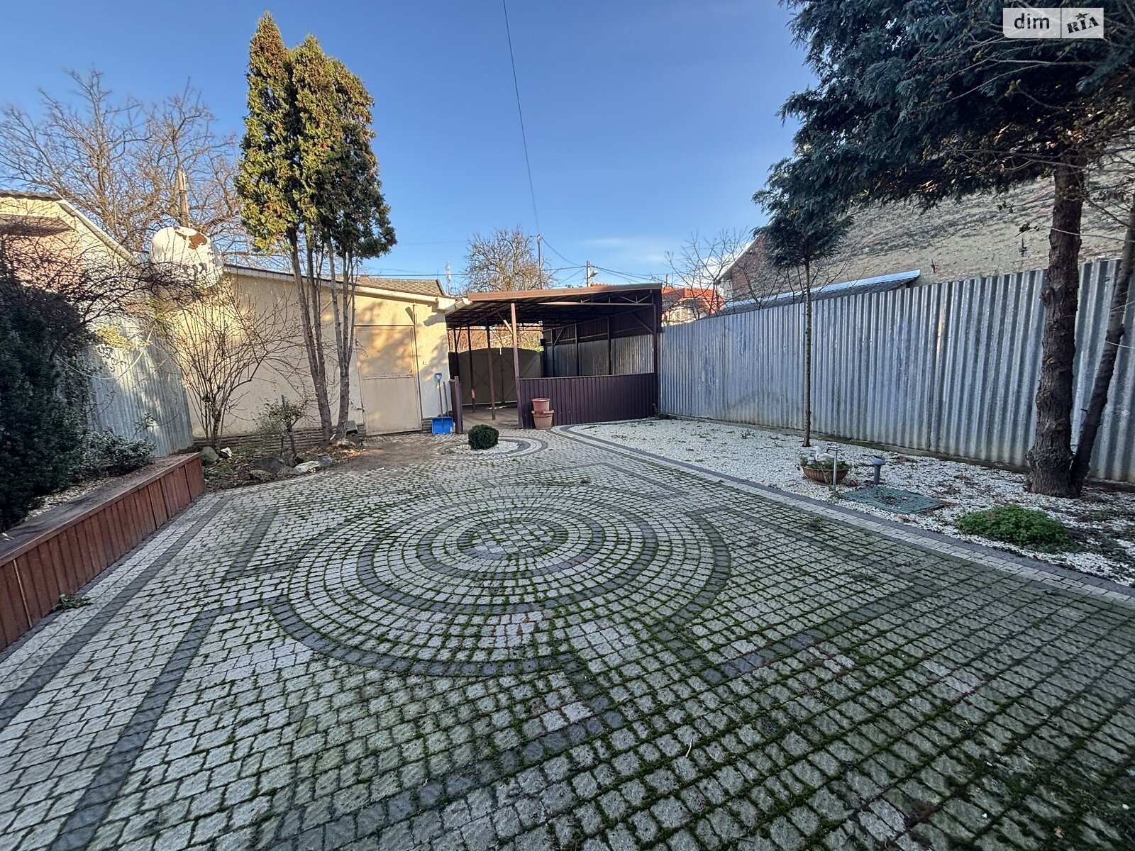 двоповерховий таунхаус, 111 кв. м, цегла. Здається помісячно в Ужгороді, в районі Центр фото 1 двопроверховий таунхаус, 111 кв. м, цегла. Здається помісячно в Ужгороді, в районі Центр фото 1