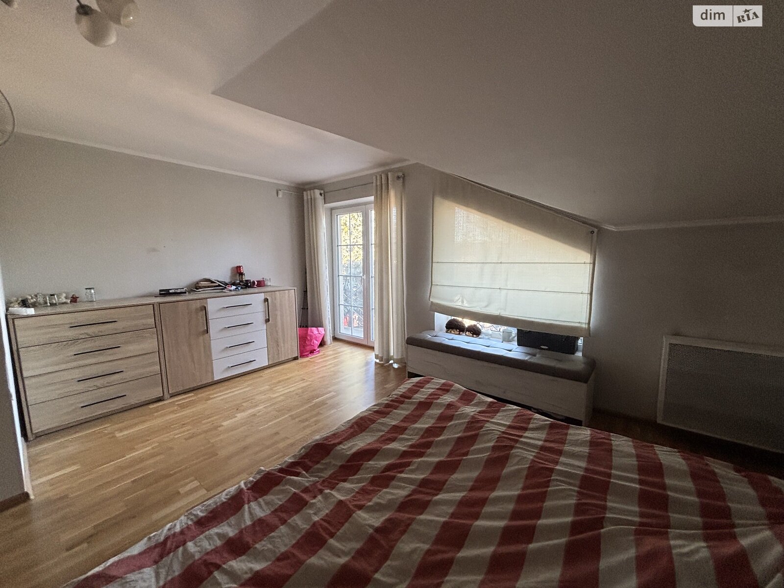 двоповерховий таунхаус, 111 кв. м, цегла. Здається помісячно в Ужгороді, в районі Центр фото 1 двопроверховий таунхаус, 111 кв. м, цегла. Здається помісячно в Ужгороді, в районі Центр фото 1