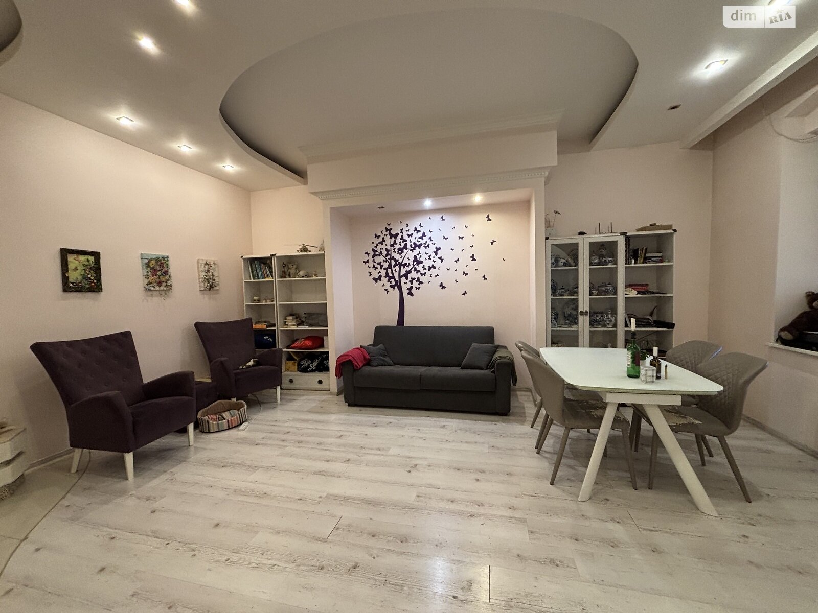 двоповерховий таунхаус, 111 кв. м, цегла. Здається помісячно в Ужгороді, в районі Центр фото 1 двопроверховий таунхаус, 111 кв. м, цегла. Здається помісячно в Ужгороді, в районі Центр фото 1